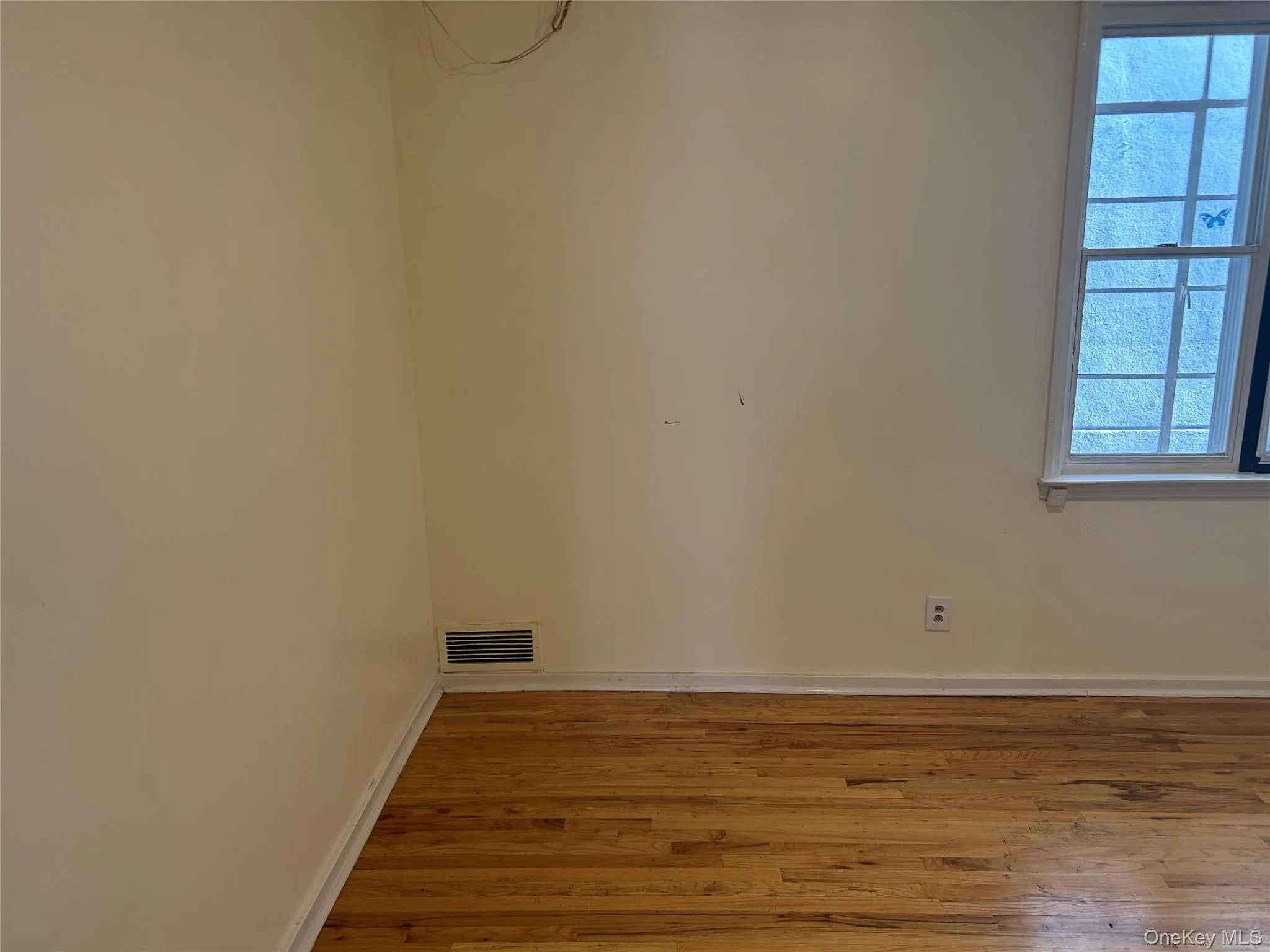 1585 New York Ave, New York, NY, 2 Bedrooms Bedrooms, 3 Rooms Rooms,1 BathroomBathrooms,Residential Lease,For Rent,New York Ave,0,1019215 1585 New York Ave, New York, NY, 2 Bedrooms Bedrooms, 3 Rooms Rooms,1 BathroomBathrooms,Residential Lease,For Rent,New York Ave,0,1019215
