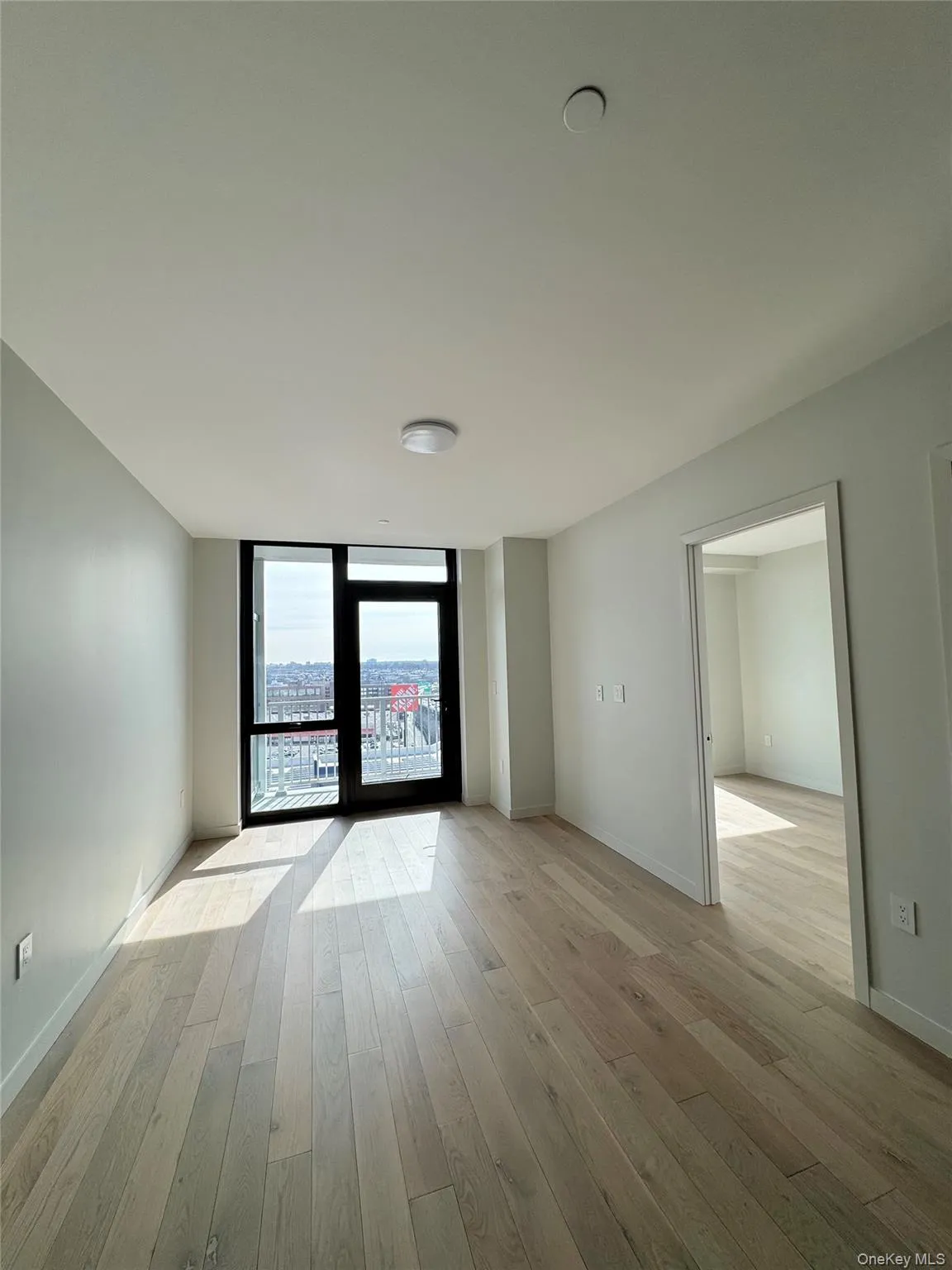 131-02B #14P 40th Rd, New York, NY, 1 Bedroom Bedrooms, 2 Rooms Rooms,1 BathroomBathrooms,Residential Lease,For Rent,40th Rd,0,KEY1019217 131-02B #14P 40th Rd, New York, NY, 1 Bedroom Bedrooms, 2 Rooms Rooms,1 BathroomBathrooms,Residential Lease,For Rent,40th Rd,0,KEY1019217