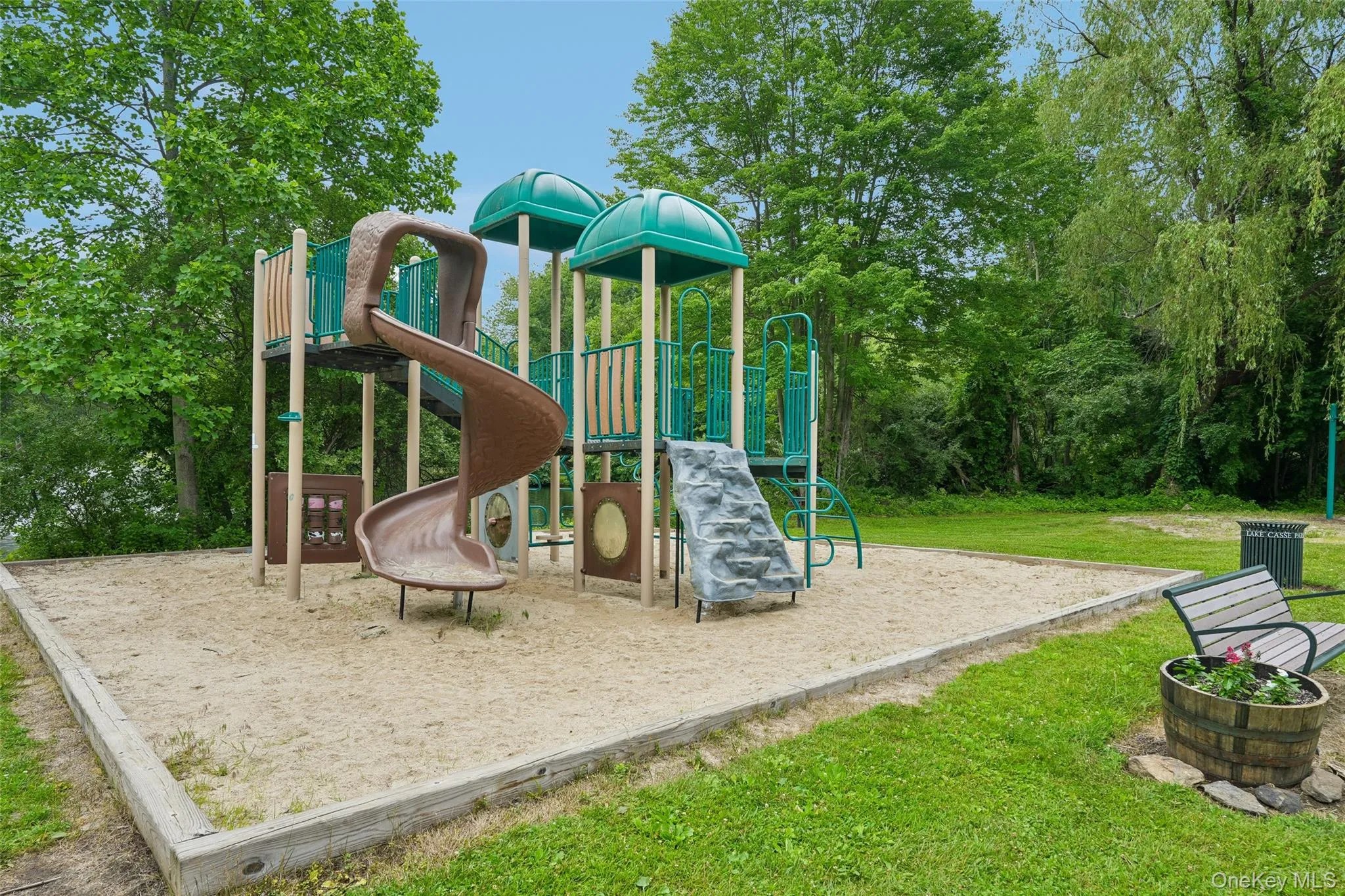 5 Lacona Road, Carmel, NY, 4 Bedrooms Bedrooms, 10 Rooms Rooms,1 BathroomBathrooms,Residential,For Rent,Lacona,0,1019218 5 Lacona Road, Carmel, NY, 4 Bedrooms Bedrooms, 10 Rooms Rooms,1 BathroomBathrooms,Residential,For Rent,Lacona,0,1019218