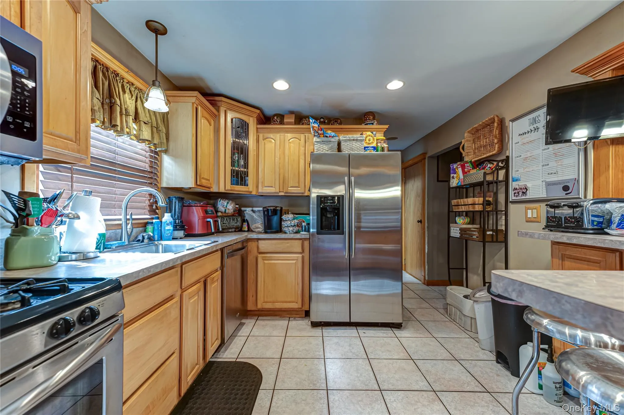 11 Berkshire Drive, Brookhaven, NY, 3 Bedrooms Bedrooms, 7 Rooms Rooms,1 BathroomBathrooms,Residential,For Rent,Berkshire,0,1019225 11 Berkshire Drive, Brookhaven, NY, 3 Bedrooms Bedrooms, 7 Rooms Rooms,1 BathroomBathrooms,Residential,For Rent,Berkshire,0,1019225