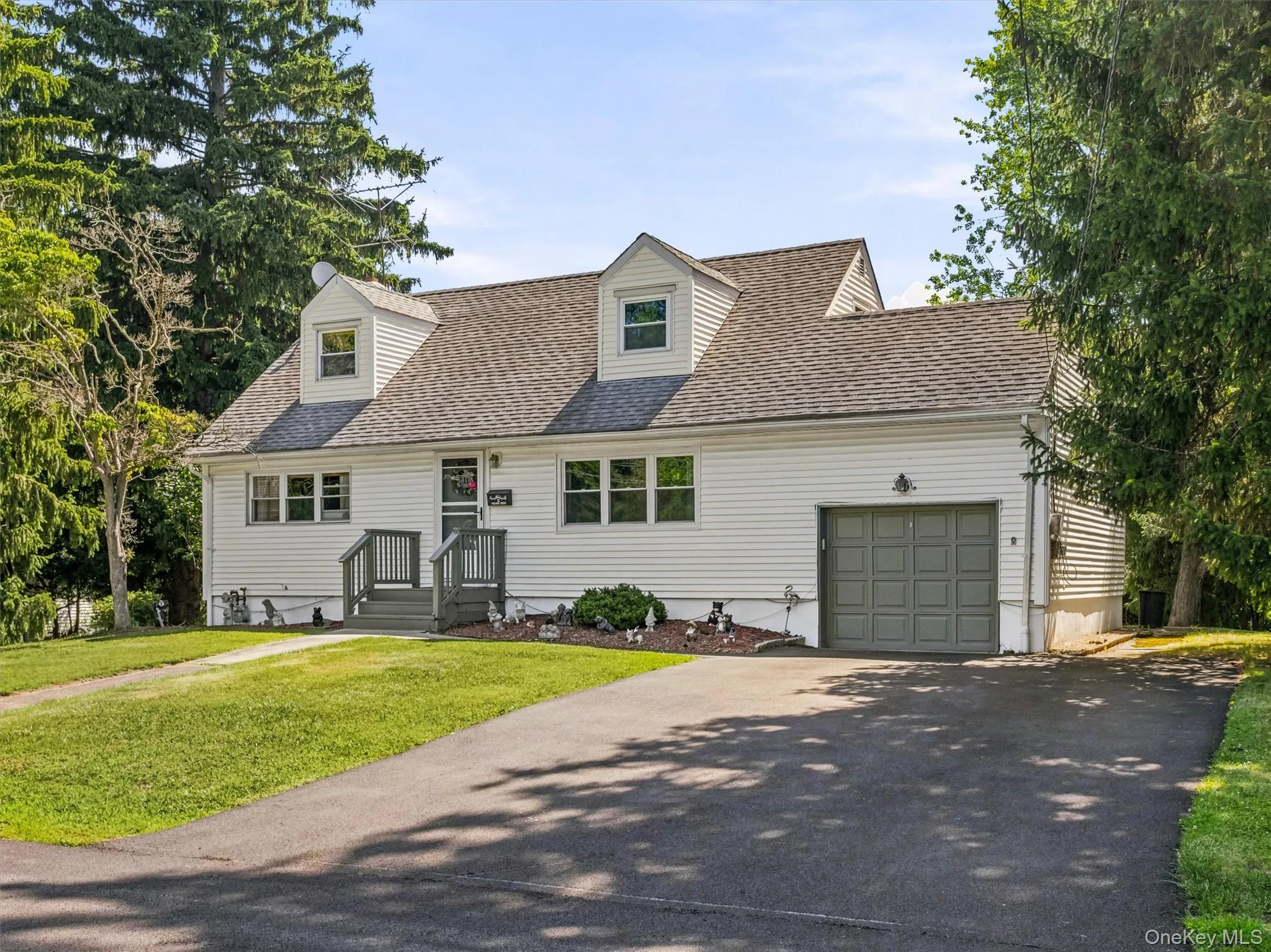 11 Hollow Drive, Clarkstown, NY, 4 Bedrooms Bedrooms, 9 Rooms Rooms,2 BathroomsBathrooms,Residential,For Rent,Hollow,0,1019226 11 Hollow Drive, Clarkstown, NY, 4 Bedrooms Bedrooms, 9 Rooms Rooms,2 BathroomsBathrooms,Residential,For Rent,Hollow,0,1019226