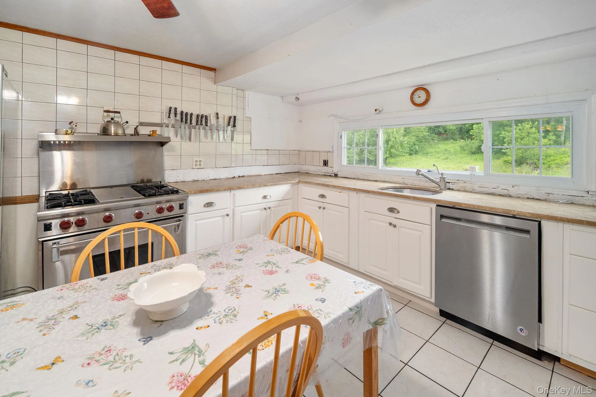 159 Ely Rd, Out Of Area, NY, 11 Bedrooms Bedrooms, 21 Rooms Rooms,3 BathroomsBathrooms,Residential,For Rent,Ely Rd,0,1019232 159 Ely Rd, Out Of Area, NY, 11 Bedrooms Bedrooms, 21 Rooms Rooms,3 BathroomsBathrooms,Residential,For Rent,Ely Rd,0,1019232