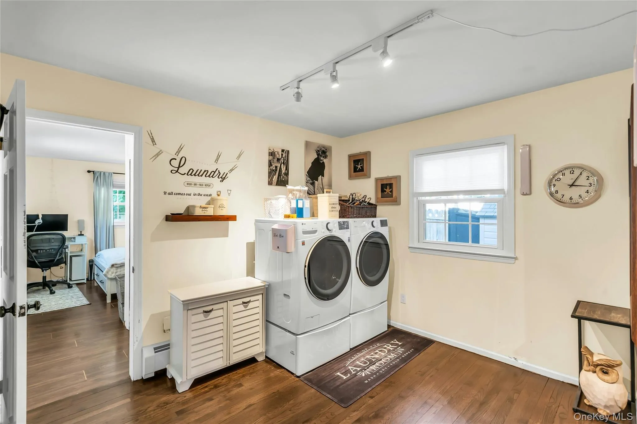 3 Lillian Road, Smithtown, NY, 4 Bedrooms Bedrooms, 7 Rooms Rooms,2 BathroomsBathrooms,Residential,For Rent,Lillian,0,1019233 3 Lillian Road, Smithtown, NY, 4 Bedrooms Bedrooms, 7 Rooms Rooms,2 BathroomsBathrooms,Residential,For Rent,Lillian,0,1019233