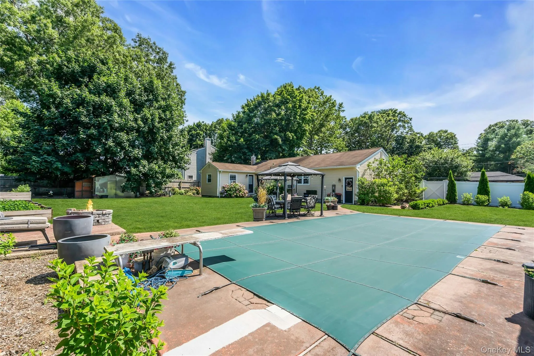 3 Lillian Road, Smithtown, NY, 4 Bedrooms Bedrooms, 7 Rooms Rooms,2 BathroomsBathrooms,Residential,For Rent,Lillian,0,1019233 3 Lillian Road, Smithtown, NY, 4 Bedrooms Bedrooms, 7 Rooms Rooms,2 BathroomsBathrooms,Residential,For Rent,Lillian,0,1019233