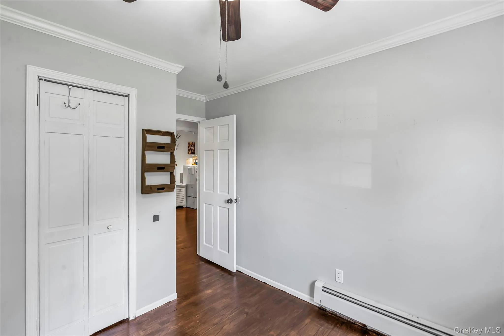 3 Lillian Road, Smithtown, NY, 4 Bedrooms Bedrooms, 7 Rooms Rooms,2 BathroomsBathrooms,Residential,For Rent,Lillian,0,1019233 3 Lillian Road, Smithtown, NY, 4 Bedrooms Bedrooms, 7 Rooms Rooms,2 BathroomsBathrooms,Residential,For Rent,Lillian,0,1019233