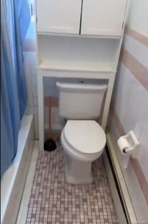382 Rockaway Parkway, New York, NY, 2 Bedrooms Bedrooms, 3 Rooms Rooms,1 BathroomBathrooms,Residential Lease,For Rent,Rockaway,0,1019235 382 Rockaway Parkway, New York, NY, 2 Bedrooms Bedrooms, 3 Rooms Rooms,1 BathroomBathrooms,Residential Lease,For Rent,Rockaway,0,1019235