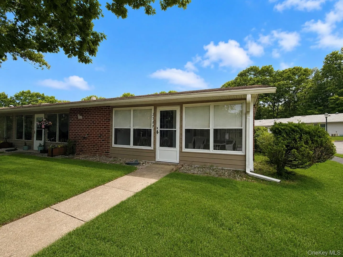 258 Newcastle Court, Brookhaven, NY, 2 Bedrooms Bedrooms, ,1 BathroomBathrooms,Residential,For Rent,Newcastle,0,1019238 258 Newcastle Court, Brookhaven, NY, 2 Bedrooms Bedrooms, ,1 BathroomBathrooms,Residential,For Rent,Newcastle,0,1019238