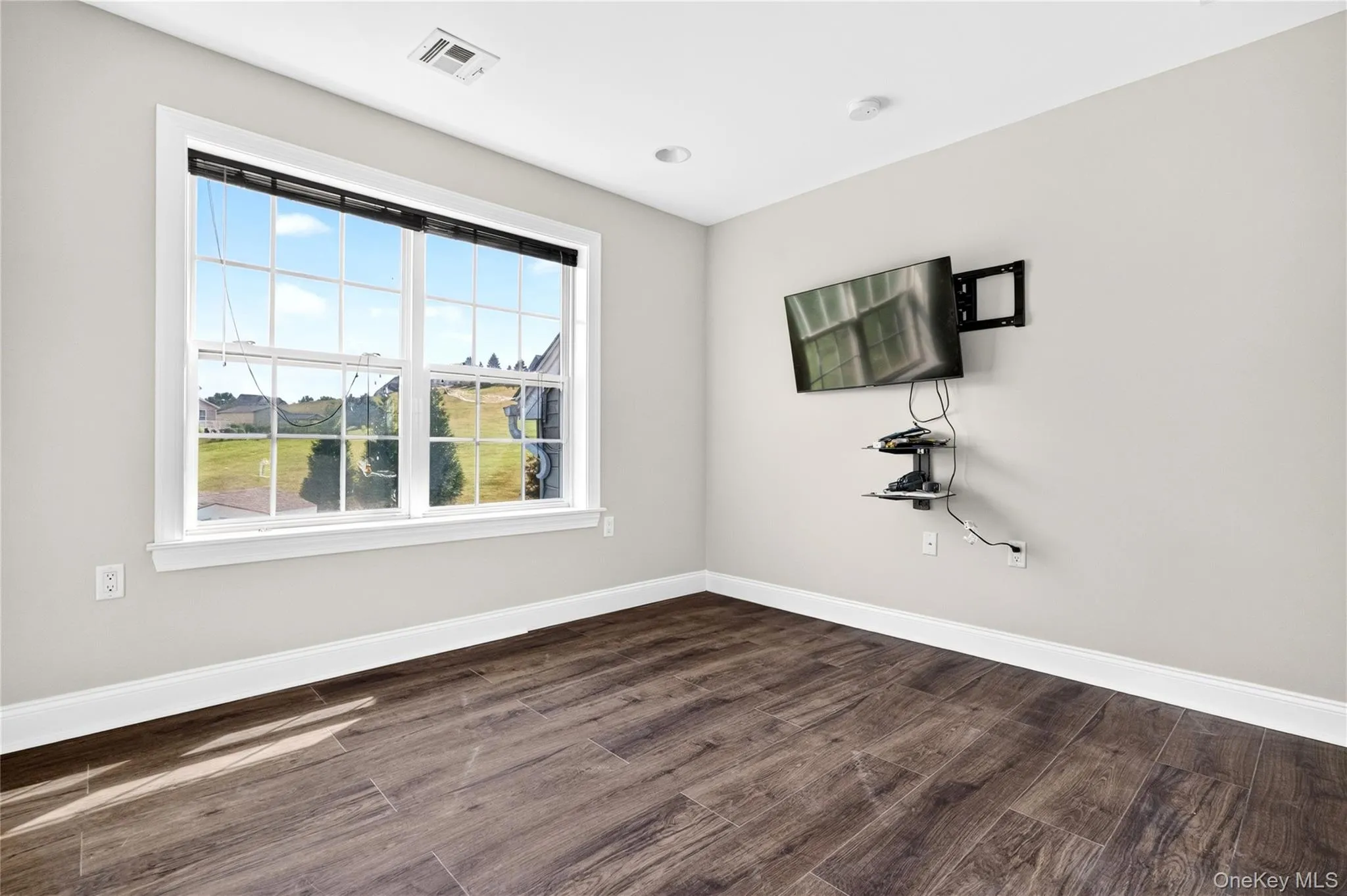 33 Luthien Forest Road, New Windsor, NY, 4 Bedrooms Bedrooms, 7 Rooms Rooms,2 BathroomsBathrooms,Residential,For Rent,Luthien Forest,0,1019242 33 Luthien Forest Road, New Windsor, NY, 4 Bedrooms Bedrooms, 7 Rooms Rooms,2 BathroomsBathrooms,Residential,For Rent,Luthien Forest,0,1019242