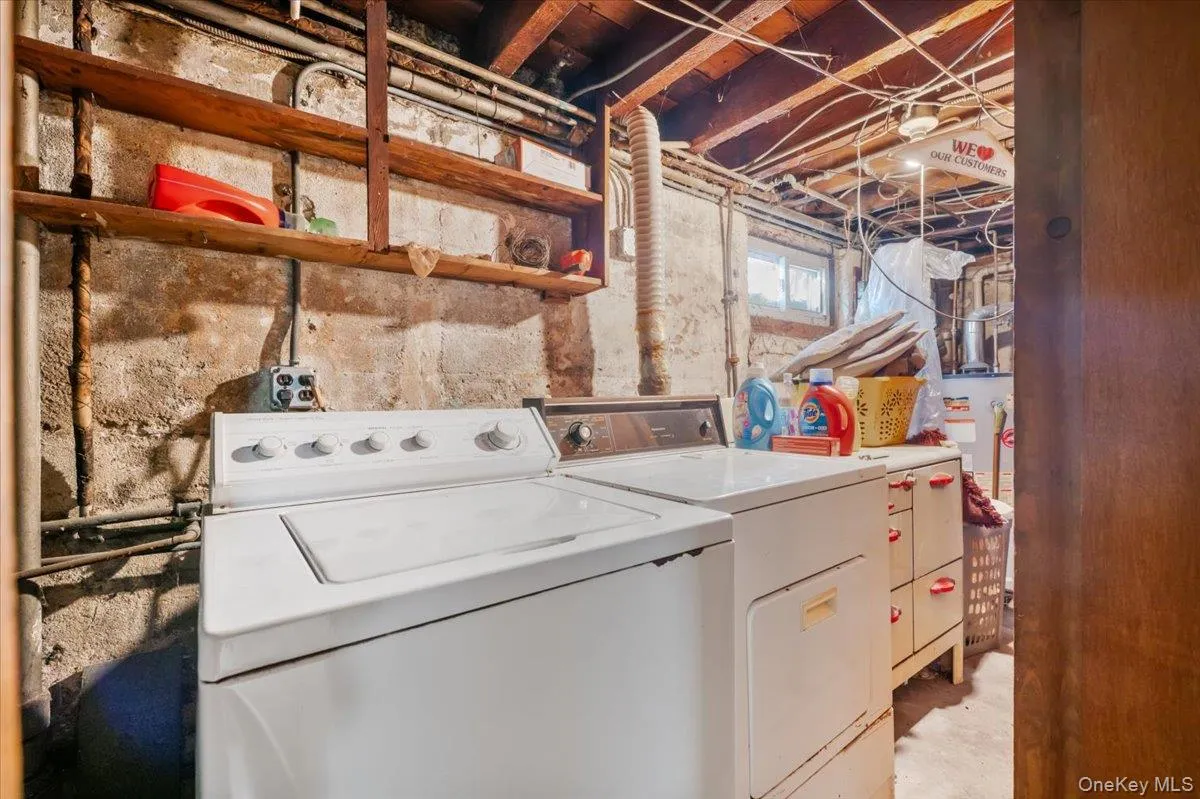 11590 223rd Street, New York, NY, 3 Bedrooms Bedrooms, 9 Rooms Rooms,2 BathroomsBathrooms,Residential,For Rent,223rd,0,1019245 11590 223rd Street, New York, NY, 3 Bedrooms Bedrooms, 9 Rooms Rooms,2 BathroomsBathrooms,Residential,For Rent,223rd,0,1019245