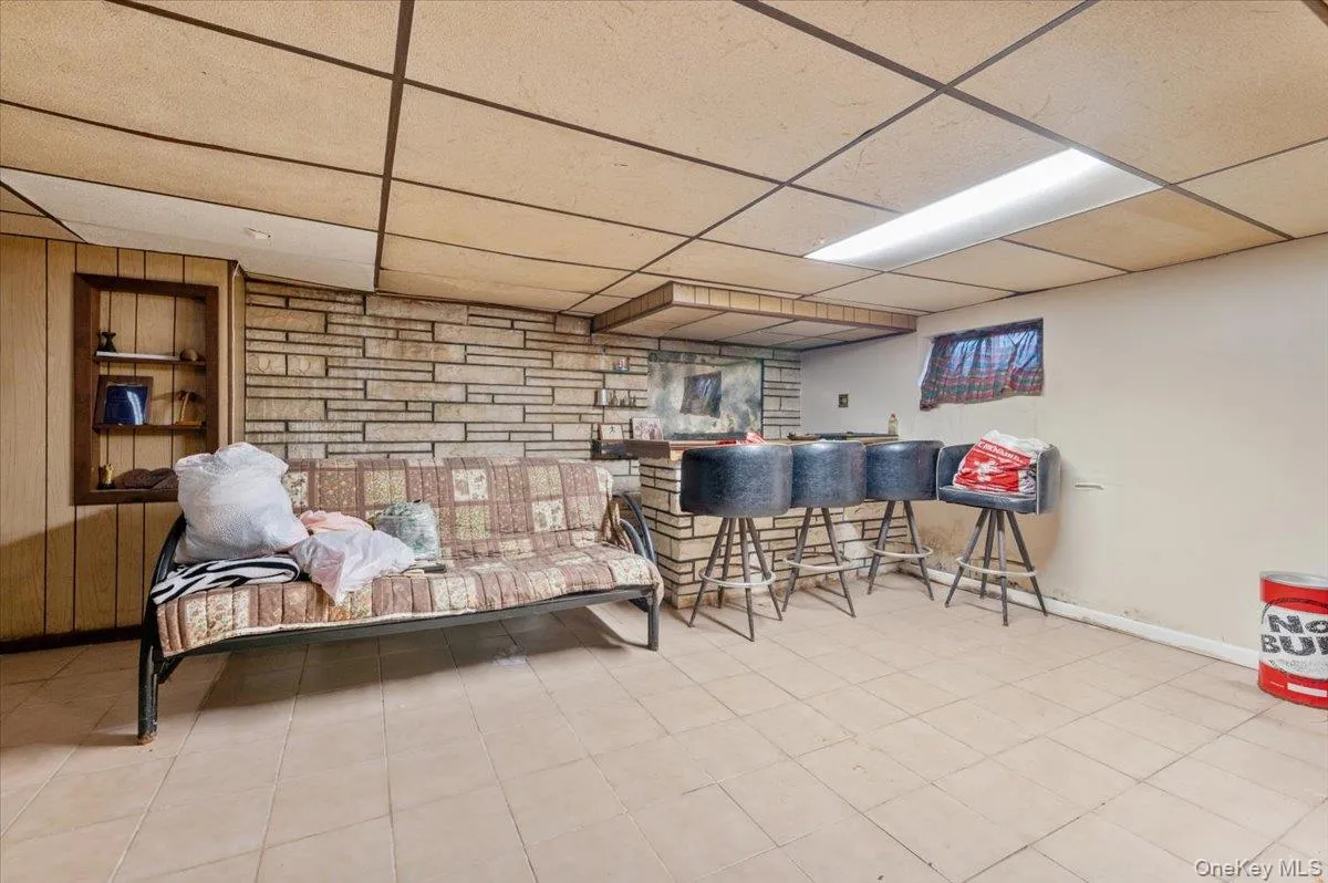 11590 223rd Street, New York, NY, 3 Bedrooms Bedrooms, 9 Rooms Rooms,2 BathroomsBathrooms,Residential,For Rent,223rd,0,1019245 11590 223rd Street, New York, NY, 3 Bedrooms Bedrooms, 9 Rooms Rooms,2 BathroomsBathrooms,Residential,For Rent,223rd,0,1019245