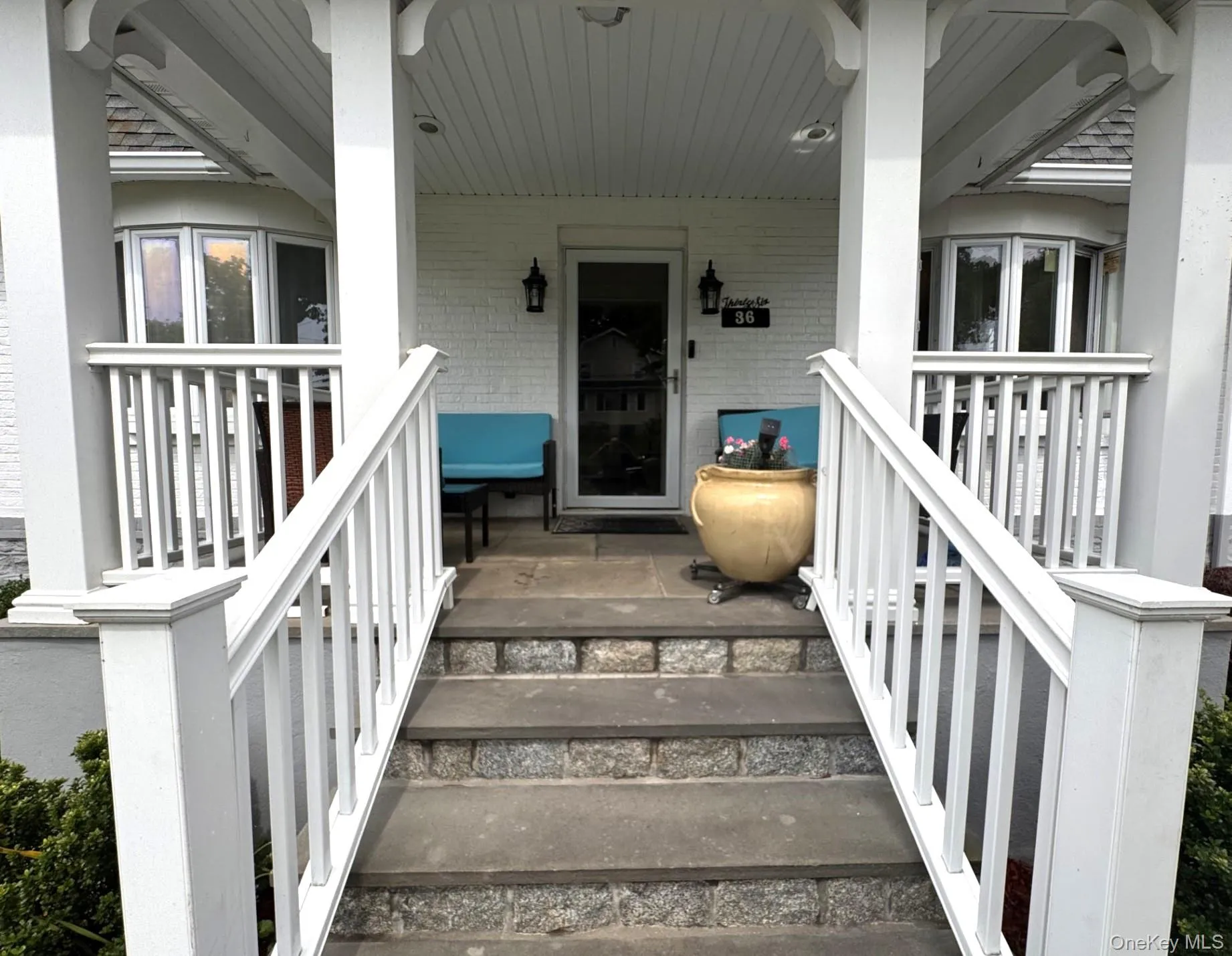 36 Earle Place, New Rochelle, NY, 3 Bedrooms Bedrooms, 10 Rooms Rooms,2 BathroomsBathrooms,Residential,For Rent,Earle,0,1019248 36 Earle Place, New Rochelle, NY, 3 Bedrooms Bedrooms, 10 Rooms Rooms,2 BathroomsBathrooms,Residential,For Rent,Earle,0,1019248