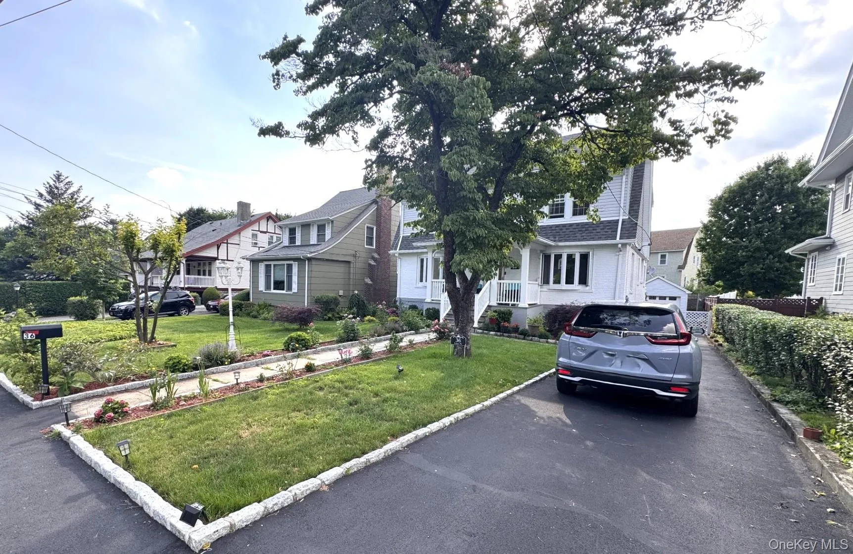 36 Earle Place, New Rochelle, NY, 3 Bedrooms Bedrooms, 10 Rooms Rooms,2 BathroomsBathrooms,Residential,For Rent,Earle,0,1019248 36 Earle Place, New Rochelle, NY, 3 Bedrooms Bedrooms, 10 Rooms Rooms,2 BathroomsBathrooms,Residential,For Rent,Earle,0,1019248