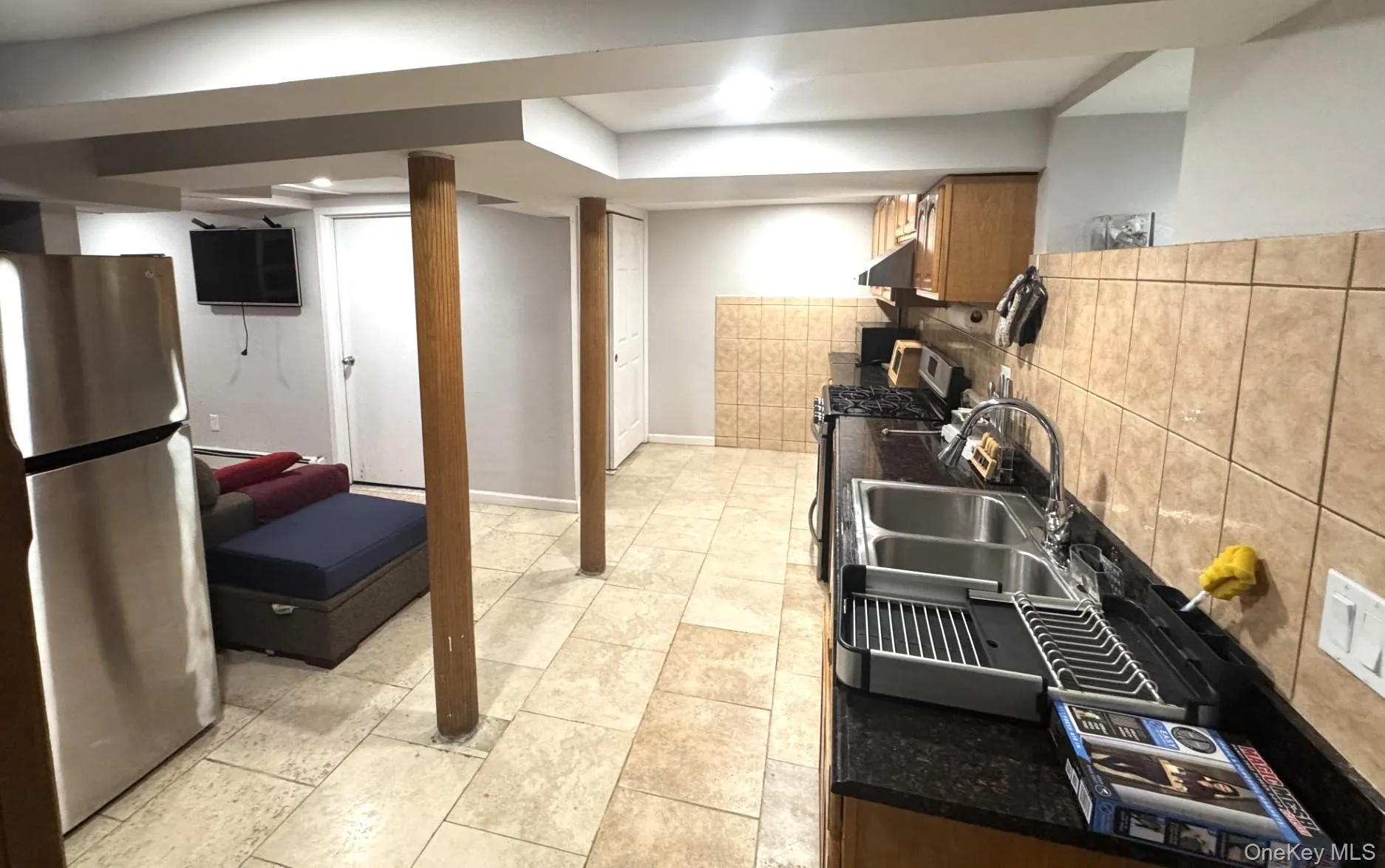 36 Earle Place, New Rochelle, NY, 3 Bedrooms Bedrooms, 10 Rooms Rooms,2 BathroomsBathrooms,Residential,For Rent,Earle,0,1019248 36 Earle Place, New Rochelle, NY, 3 Bedrooms Bedrooms, 10 Rooms Rooms,2 BathroomsBathrooms,Residential,For Rent,Earle,0,1019248