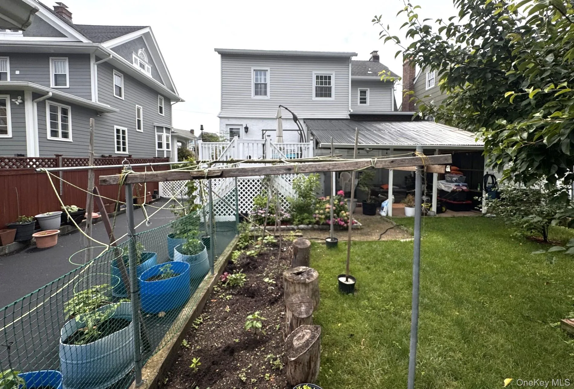 36 Earle Place, New Rochelle, NY, 3 Bedrooms Bedrooms, 10 Rooms Rooms,2 BathroomsBathrooms,Residential,For Rent,Earle,0,1019248 36 Earle Place, New Rochelle, NY, 3 Bedrooms Bedrooms, 10 Rooms Rooms,2 BathroomsBathrooms,Residential,For Rent,Earle,0,1019248