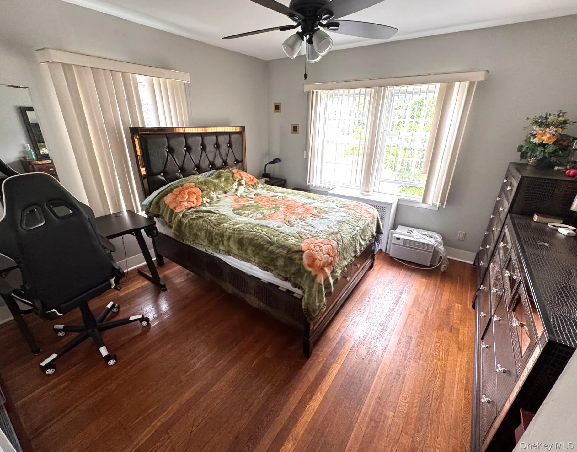 36 Earle Place, New Rochelle, NY, 3 Bedrooms Bedrooms, 10 Rooms Rooms,2 BathroomsBathrooms,Residential,For Rent,Earle,0,1019248 36 Earle Place, New Rochelle, NY, 3 Bedrooms Bedrooms, 10 Rooms Rooms,2 BathroomsBathrooms,Residential,For Rent,Earle,0,1019248