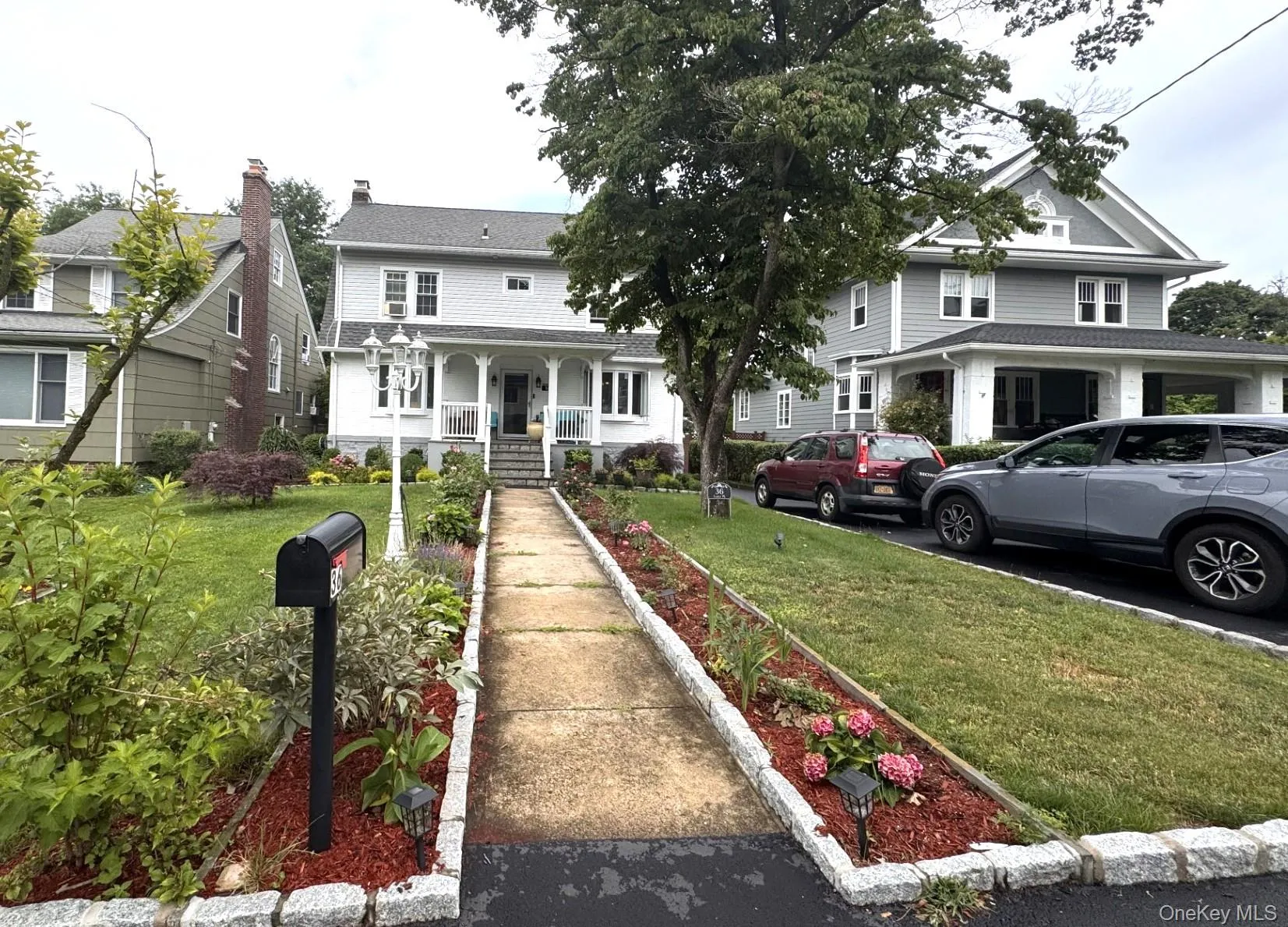 36 Earle Place, New Rochelle, NY, 3 Bedrooms Bedrooms, 10 Rooms Rooms,2 BathroomsBathrooms,Residential,For Rent,Earle,0,1019248 36 Earle Place, New Rochelle, NY, 3 Bedrooms Bedrooms, 10 Rooms Rooms,2 BathroomsBathrooms,Residential,For Rent,Earle,0,1019248