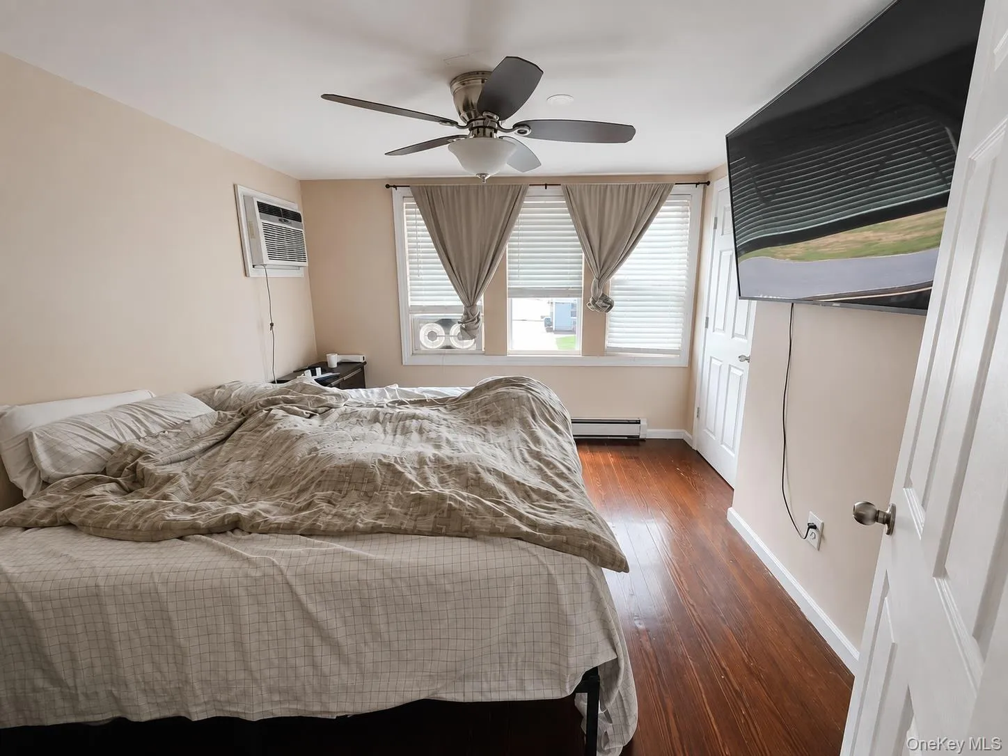 39 Chestnut Street, Babylon, NY, 3 Bedrooms Bedrooms, 5 Rooms Rooms,2 BathroomsBathrooms,Residential Lease,For Rent,Chestnut,0,1019251 39 Chestnut Street, Babylon, NY, 3 Bedrooms Bedrooms, 5 Rooms Rooms,2 BathroomsBathrooms,Residential Lease,For Rent,Chestnut,0,1019251