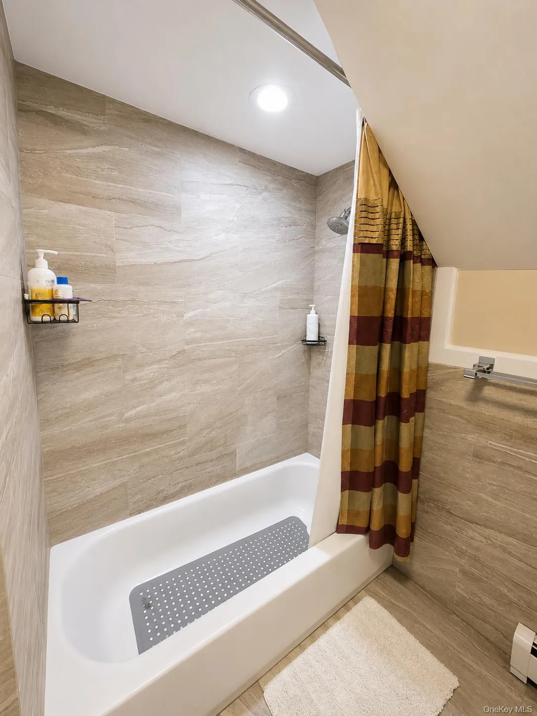 39 Chestnut Street, Babylon, NY, 3 Bedrooms Bedrooms, 5 Rooms Rooms,2 BathroomsBathrooms,Residential Lease,For Rent,Chestnut,0,1019251 39 Chestnut Street, Babylon, NY, 3 Bedrooms Bedrooms, 5 Rooms Rooms,2 BathroomsBathrooms,Residential Lease,For Rent,Chestnut,0,1019251