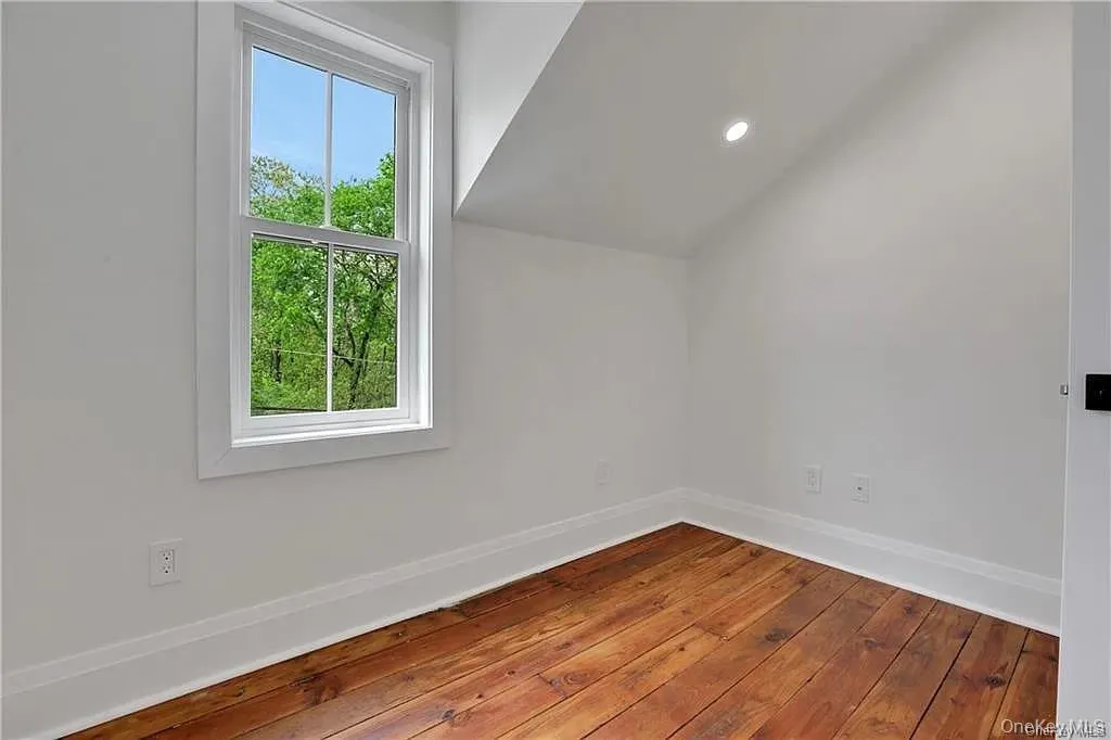 386 Lakeside Road, Newburgh (town), NY, 3 Bedrooms Bedrooms, 6 Rooms Rooms,1 BathroomBathrooms,Residential,For Rent,Lakeside,0,1019253 386 Lakeside Road, Newburgh (town), NY, 3 Bedrooms Bedrooms, 6 Rooms Rooms,1 BathroomBathrooms,Residential,For Rent,Lakeside,0,1019253