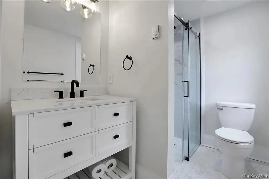 386 Lakeside Road, Newburgh (town), NY, 3 Bedrooms Bedrooms, 6 Rooms Rooms,1 BathroomBathrooms,Residential,For Rent,Lakeside,0,1019253 386 Lakeside Road, Newburgh (town), NY, 3 Bedrooms Bedrooms, 6 Rooms Rooms,1 BathroomBathrooms,Residential,For Rent,Lakeside,0,1019253