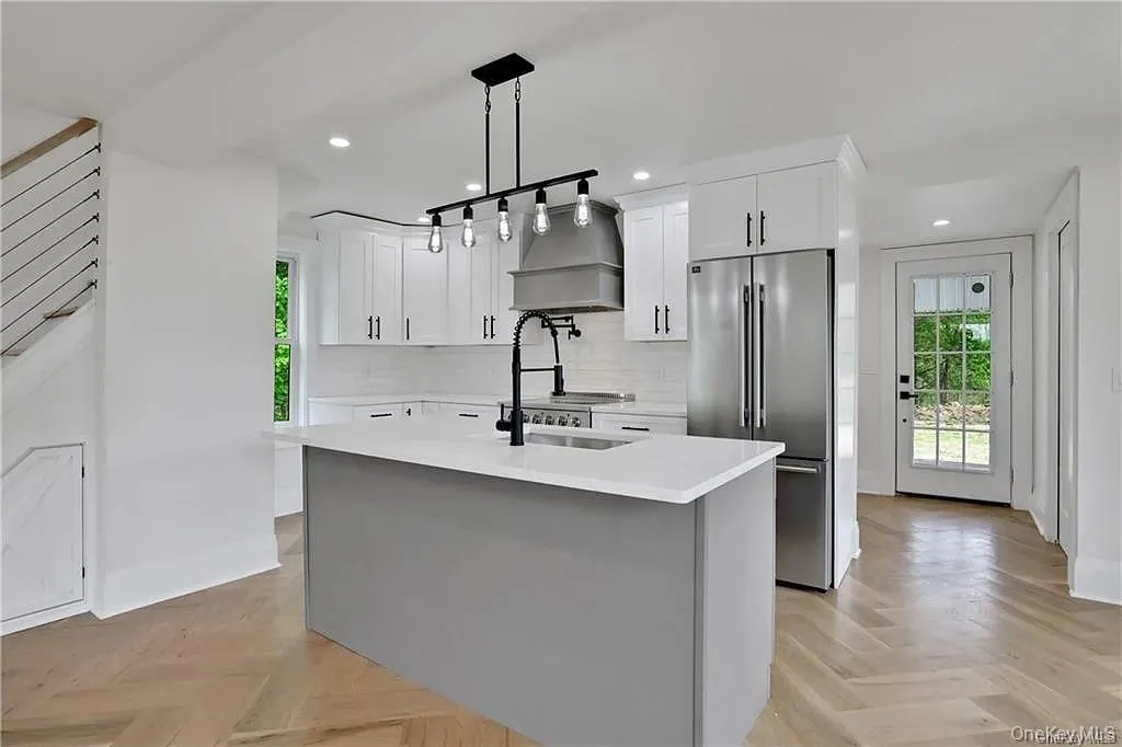 386 Lakeside Road, Newburgh (town), NY, 3 Bedrooms Bedrooms, 6 Rooms Rooms,1 BathroomBathrooms,Residential,For Rent,Lakeside,0,1019253 386 Lakeside Road, Newburgh (town), NY, 3 Bedrooms Bedrooms, 6 Rooms Rooms,1 BathroomBathrooms,Residential,For Rent,Lakeside,0,1019253