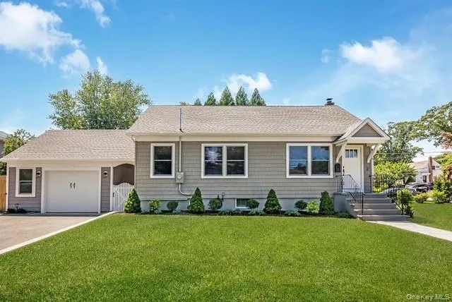 2 Cherry Road, Oyster Bay, NY, 2 Bedrooms Bedrooms, 6 Rooms Rooms,1 BathroomBathrooms,Residential Lease,For Rent,Cherry,0,1019257 2 Cherry Road, Oyster Bay, NY, 2 Bedrooms Bedrooms, 6 Rooms Rooms,1 BathroomBathrooms,Residential Lease,For Rent,Cherry,0,1019257