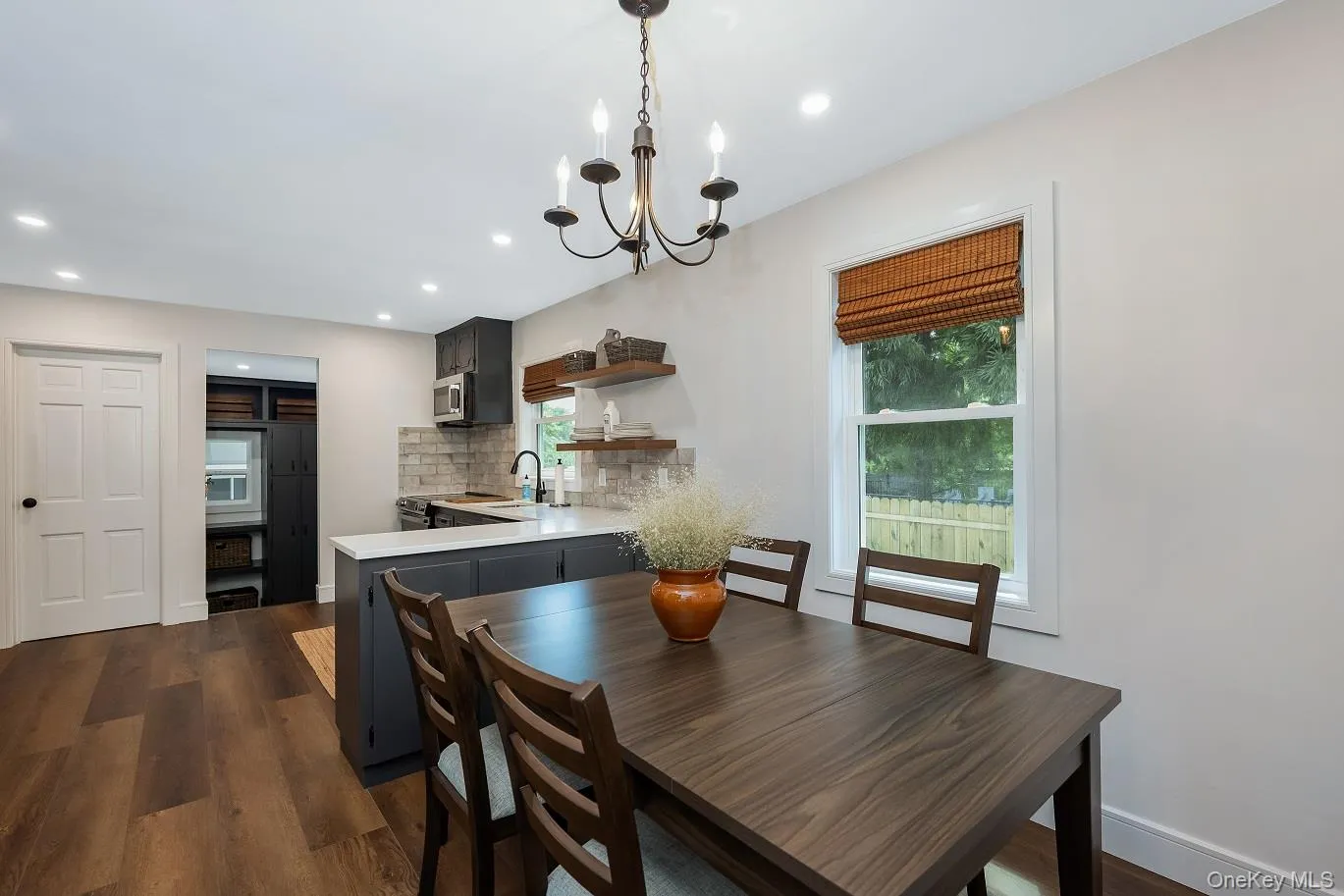 2 Cherry Road, Oyster Bay, NY, 2 Bedrooms Bedrooms, 6 Rooms Rooms,1 BathroomBathrooms,Residential Lease,For Rent,Cherry,0,1019257 2 Cherry Road, Oyster Bay, NY, 2 Bedrooms Bedrooms, 6 Rooms Rooms,1 BathroomBathrooms,Residential Lease,For Rent,Cherry,0,1019257