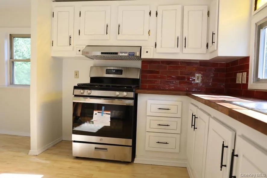 116 New Road, Marlboro, NY, 2 Bedrooms Bedrooms, 6 Rooms Rooms,2 BathroomsBathrooms,Residential,For Rent,New,0,1019262 116 New Road, Marlboro, NY, 2 Bedrooms Bedrooms, 6 Rooms Rooms,2 BathroomsBathrooms,Residential,For Rent,New,0,1019262