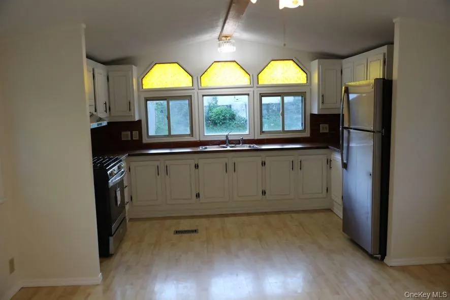 116 New Road, Marlboro, NY, 2 Bedrooms Bedrooms, 6 Rooms Rooms,2 BathroomsBathrooms,Residential,For Rent,New,0,1019262 116 New Road, Marlboro, NY, 2 Bedrooms Bedrooms, 6 Rooms Rooms,2 BathroomsBathrooms,Residential,For Rent,New,0,1019262