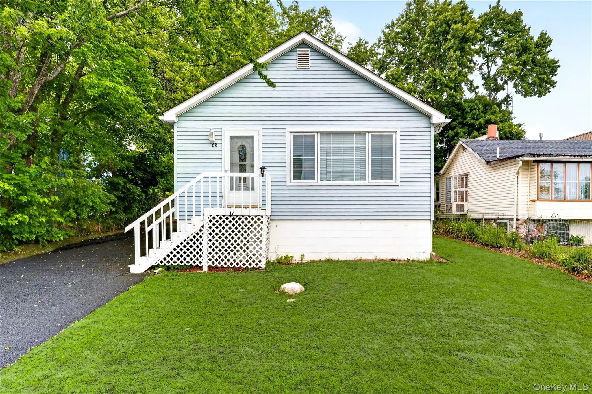 68 Ridgewood Avenue, Middletown, NY, 2 Bedrooms Bedrooms, 5 Rooms Rooms,1 BathroomBathrooms,Residential,For Rent,Ridgewood,0,1019263 68 Ridgewood Avenue, Middletown, NY, 2 Bedrooms Bedrooms, 5 Rooms Rooms,1 BathroomBathrooms,Residential,For Rent,Ridgewood,0,1019263
