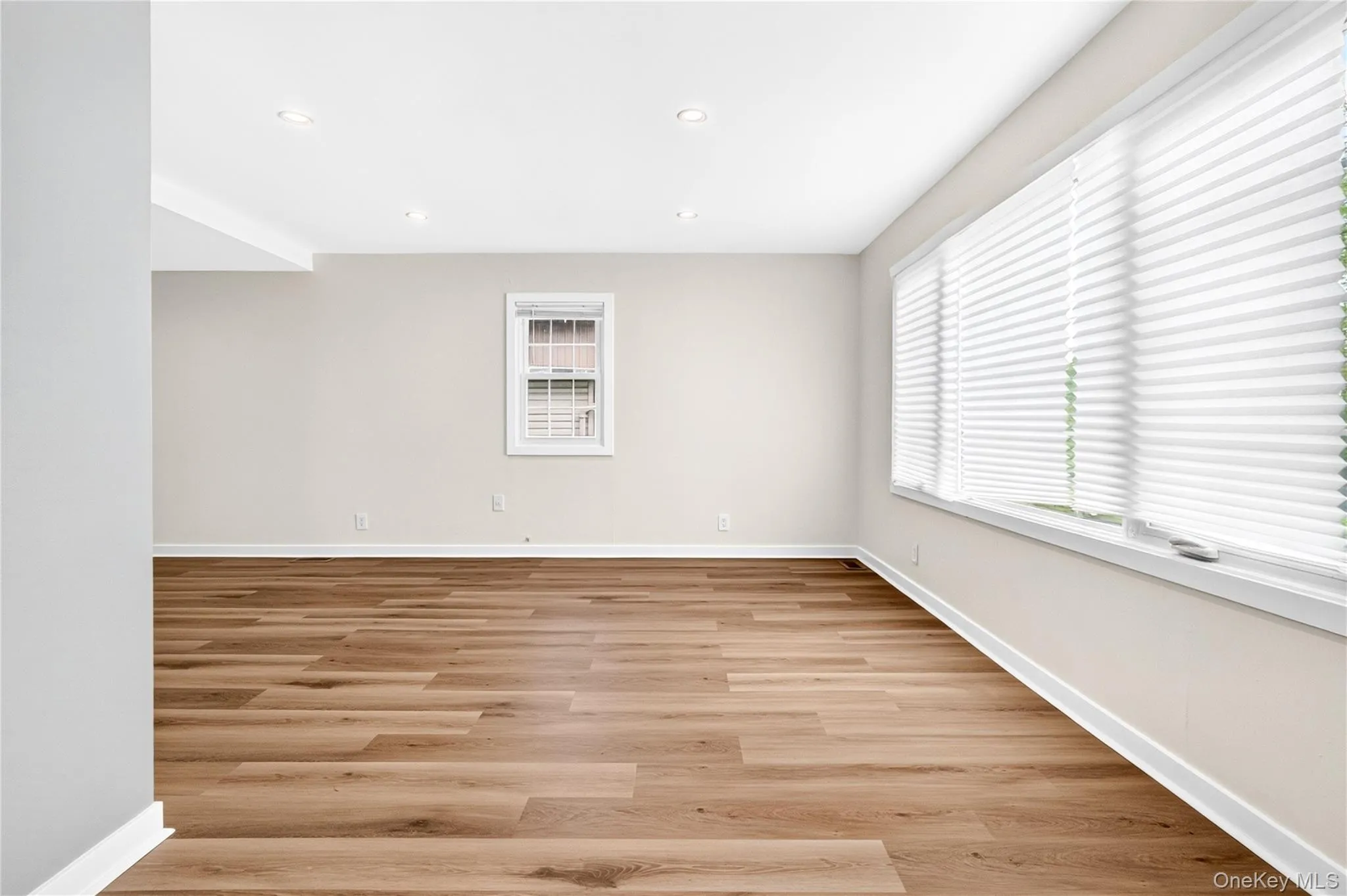 68 Ridgewood Avenue, Middletown, NY, 2 Bedrooms Bedrooms, 5 Rooms Rooms,1 BathroomBathrooms,Residential,For Rent,Ridgewood,0,1019263 68 Ridgewood Avenue, Middletown, NY, 2 Bedrooms Bedrooms, 5 Rooms Rooms,1 BathroomBathrooms,Residential,For Rent,Ridgewood,0,1019263
