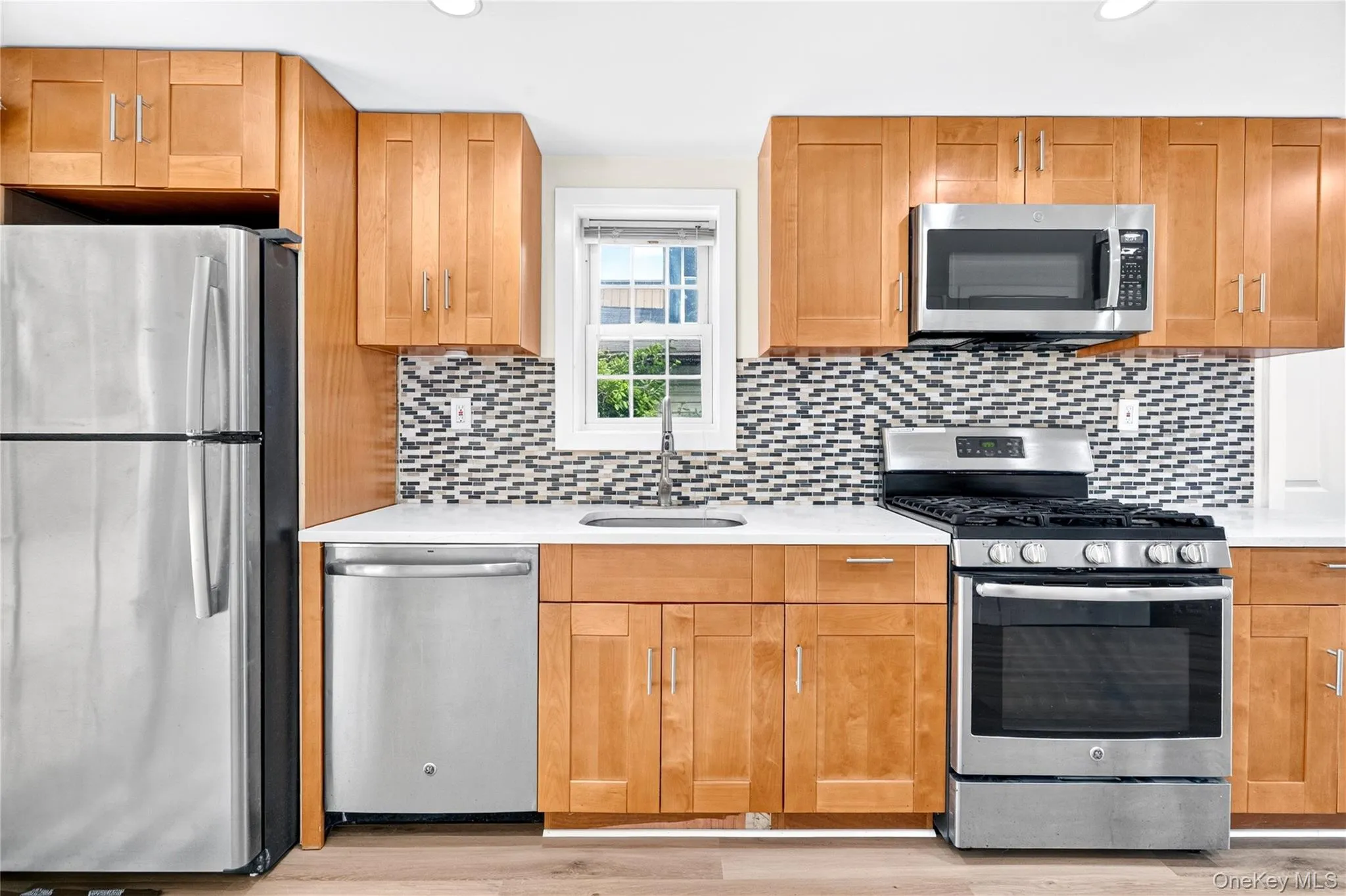 68 Ridgewood Avenue, Middletown, NY, 2 Bedrooms Bedrooms, 5 Rooms Rooms,1 BathroomBathrooms,Residential,For Rent,Ridgewood,0,1019263 68 Ridgewood Avenue, Middletown, NY, 2 Bedrooms Bedrooms, 5 Rooms Rooms,1 BathroomBathrooms,Residential,For Rent,Ridgewood,0,1019263