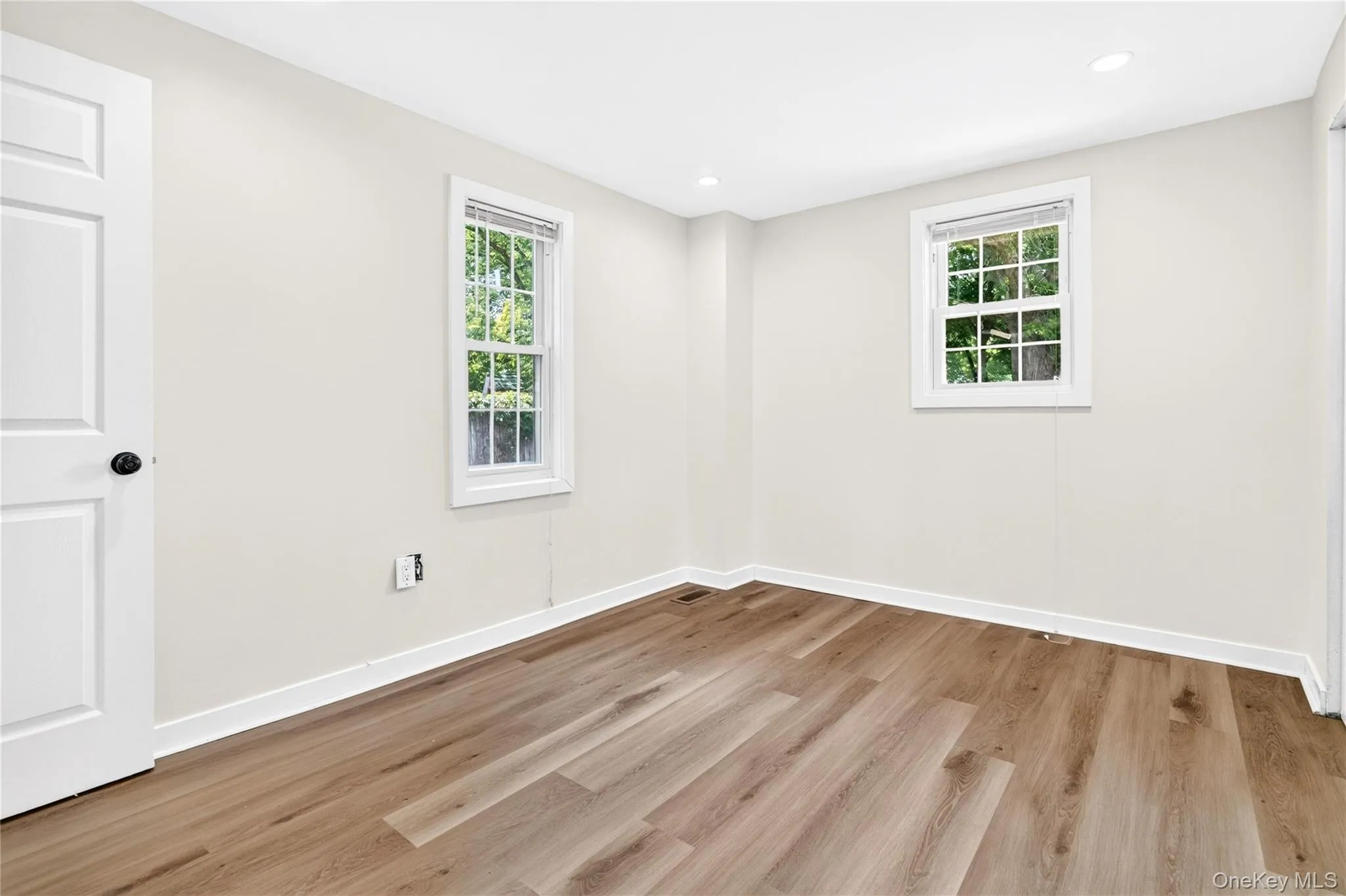 68 Ridgewood Avenue, Middletown, NY, 2 Bedrooms Bedrooms, 5 Rooms Rooms,1 BathroomBathrooms,Residential,For Rent,Ridgewood,0,1019263 68 Ridgewood Avenue, Middletown, NY, 2 Bedrooms Bedrooms, 5 Rooms Rooms,1 BathroomBathrooms,Residential,For Rent,Ridgewood,0,1019263