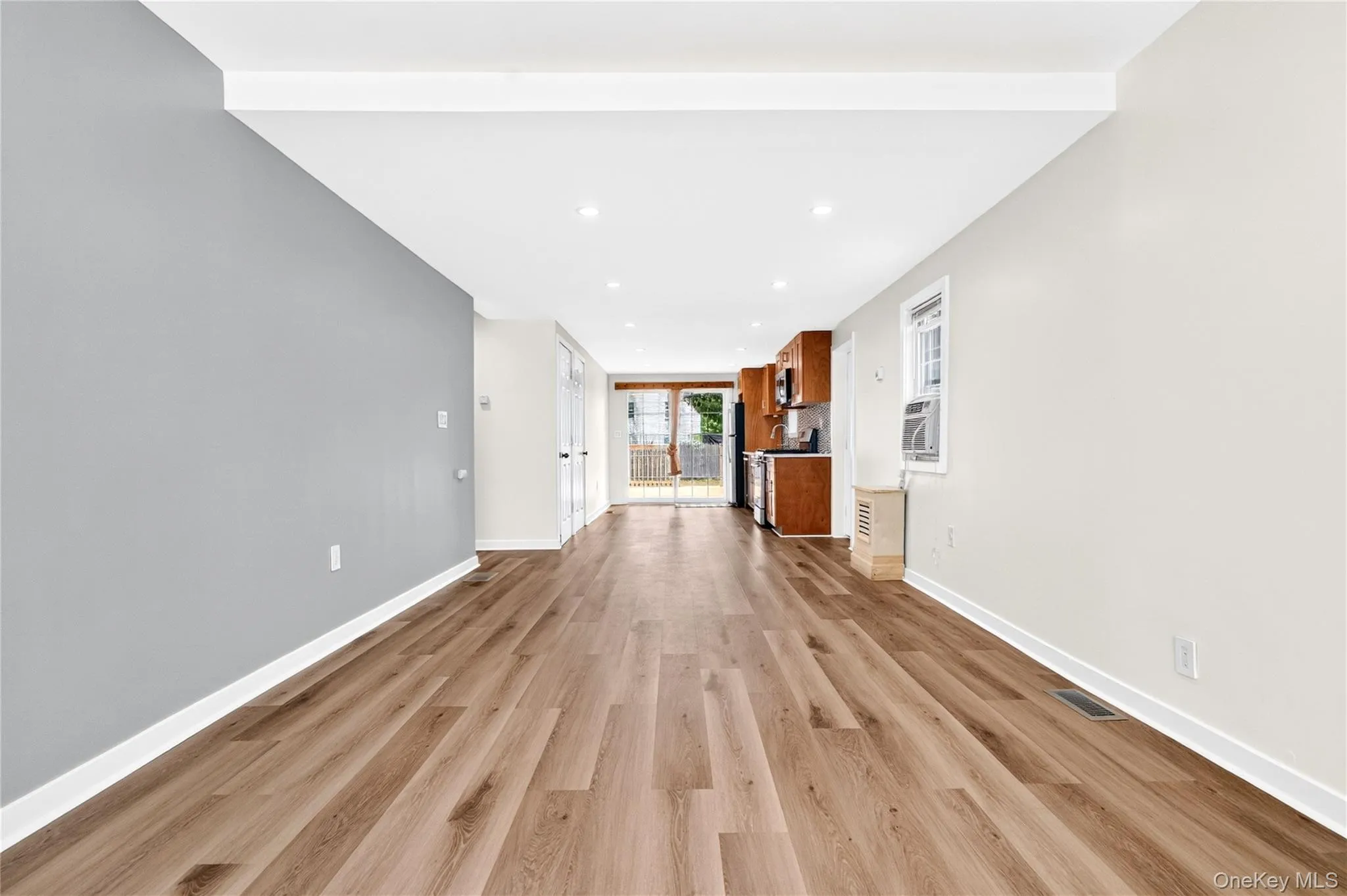68 Ridgewood Avenue, Middletown, NY, 2 Bedrooms Bedrooms, 5 Rooms Rooms,1 BathroomBathrooms,Residential,For Rent,Ridgewood,0,1019263 68 Ridgewood Avenue, Middletown, NY, 2 Bedrooms Bedrooms, 5 Rooms Rooms,1 BathroomBathrooms,Residential,For Rent,Ridgewood,0,1019263