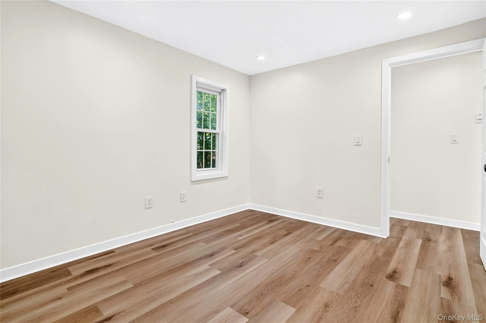 68 Ridgewood Avenue, Middletown, NY, 2 Bedrooms Bedrooms, 5 Rooms Rooms,1 BathroomBathrooms,Residential,For Rent,Ridgewood,0,1019263 68 Ridgewood Avenue, Middletown, NY, 2 Bedrooms Bedrooms, 5 Rooms Rooms,1 BathroomBathrooms,Residential,For Rent,Ridgewood,0,1019263