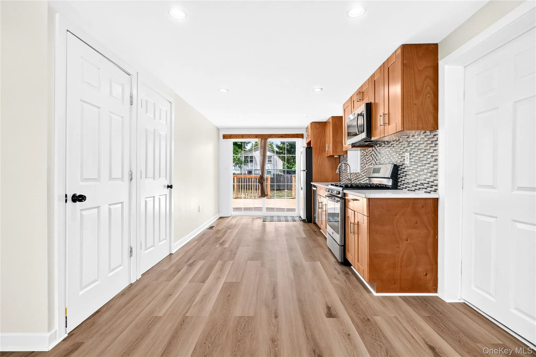 68 Ridgewood Avenue, Middletown, NY, 2 Bedrooms Bedrooms, 5 Rooms Rooms,1 BathroomBathrooms,Residential,For Rent,Ridgewood,0,1019263 68 Ridgewood Avenue, Middletown, NY, 2 Bedrooms Bedrooms, 5 Rooms Rooms,1 BathroomBathrooms,Residential,For Rent,Ridgewood,0,1019263
