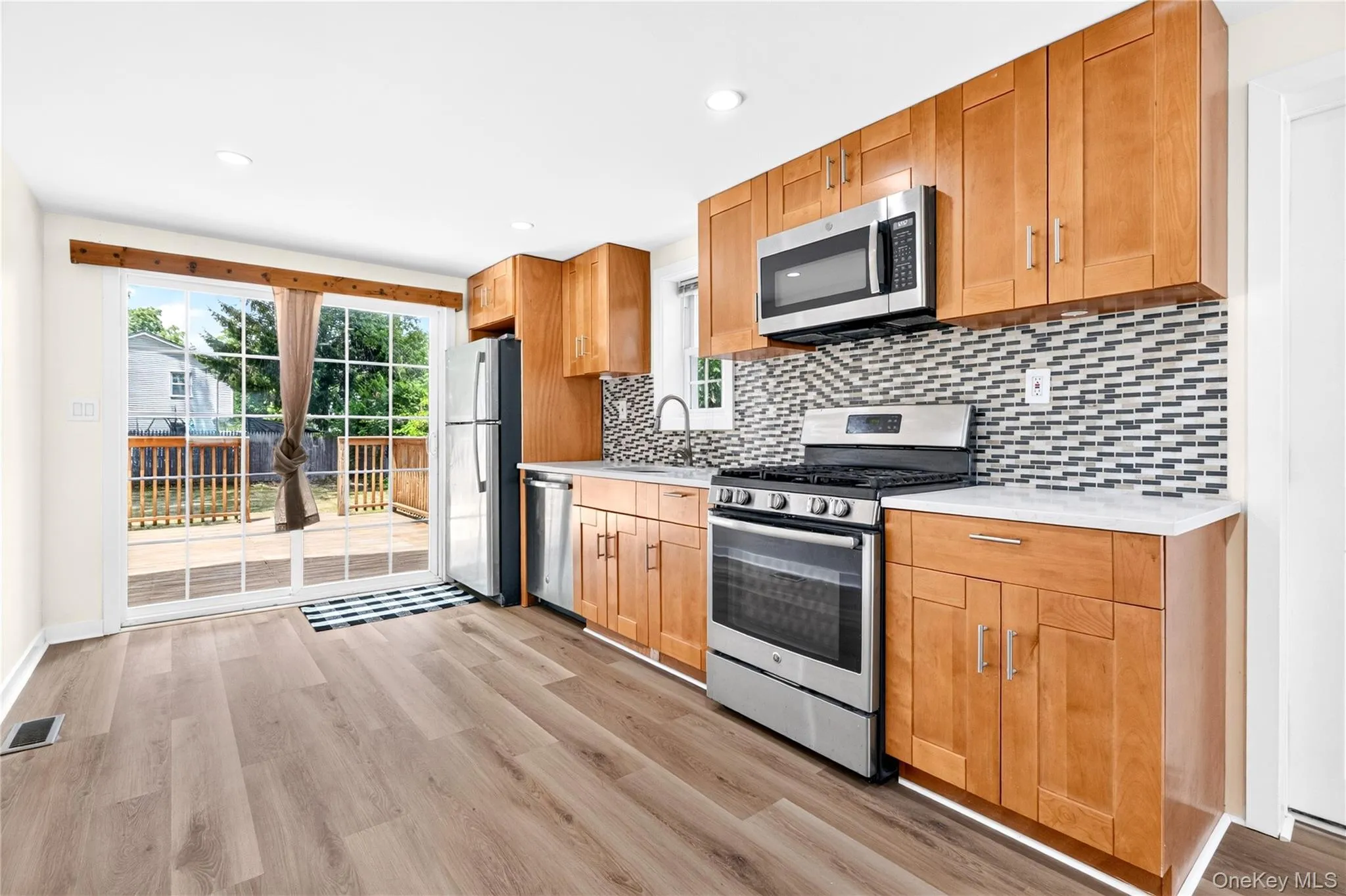 68 Ridgewood Avenue, Middletown, NY, 2 Bedrooms Bedrooms, 5 Rooms Rooms,1 BathroomBathrooms,Residential,For Rent,Ridgewood,0,1019263 68 Ridgewood Avenue, Middletown, NY, 2 Bedrooms Bedrooms, 5 Rooms Rooms,1 BathroomBathrooms,Residential,For Rent,Ridgewood,0,1019263