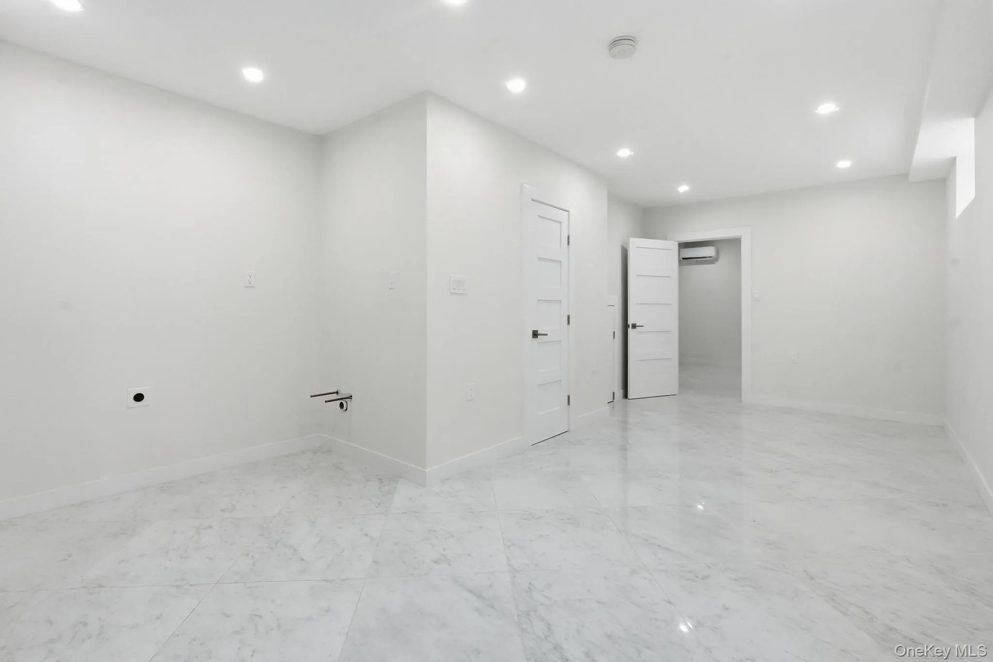 23 Doherty Avenue, Hempstead, NY, 7 Bedrooms Bedrooms, 20 Rooms Rooms,5 BathroomsBathrooms,Residential,For Rent,Doherty,0,KEY1019267 23 Doherty Avenue, Hempstead, NY, 7 Bedrooms Bedrooms, 20 Rooms Rooms,5 BathroomsBathrooms,Residential,For Rent,Doherty,0,KEY1019267