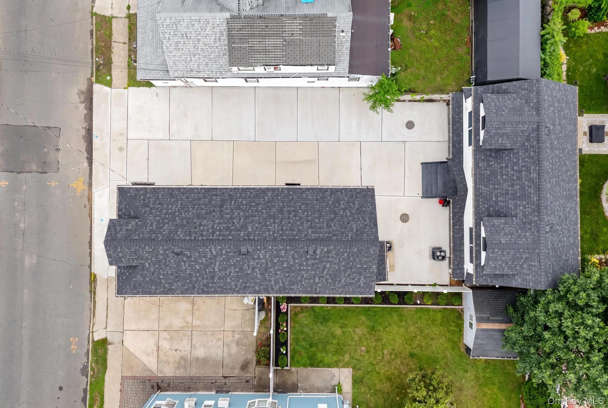23 Doherty Avenue, Hempstead, NY, 7 Bedrooms Bedrooms, 20 Rooms Rooms,5 BathroomsBathrooms,Residential,For Rent,Doherty,0,KEY1019267 23 Doherty Avenue, Hempstead, NY, 7 Bedrooms Bedrooms, 20 Rooms Rooms,5 BathroomsBathrooms,Residential,For Rent,Doherty,0,KEY1019267
