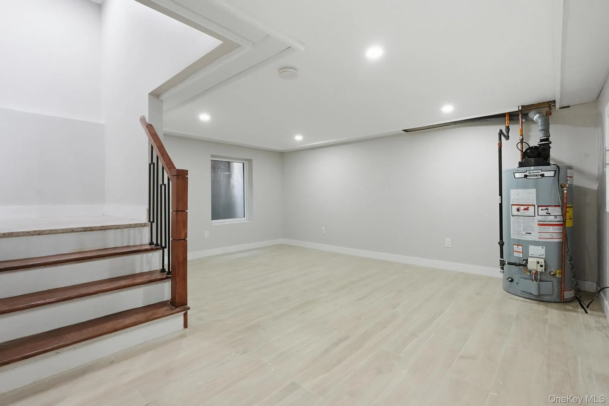 23 Doherty Avenue, Hempstead, NY, 7 Bedrooms Bedrooms, 20 Rooms Rooms,5 BathroomsBathrooms,Residential,For Rent,Doherty,0,KEY1019267 23 Doherty Avenue, Hempstead, NY, 7 Bedrooms Bedrooms, 20 Rooms Rooms,5 BathroomsBathrooms,Residential,For Rent,Doherty,0,KEY1019267