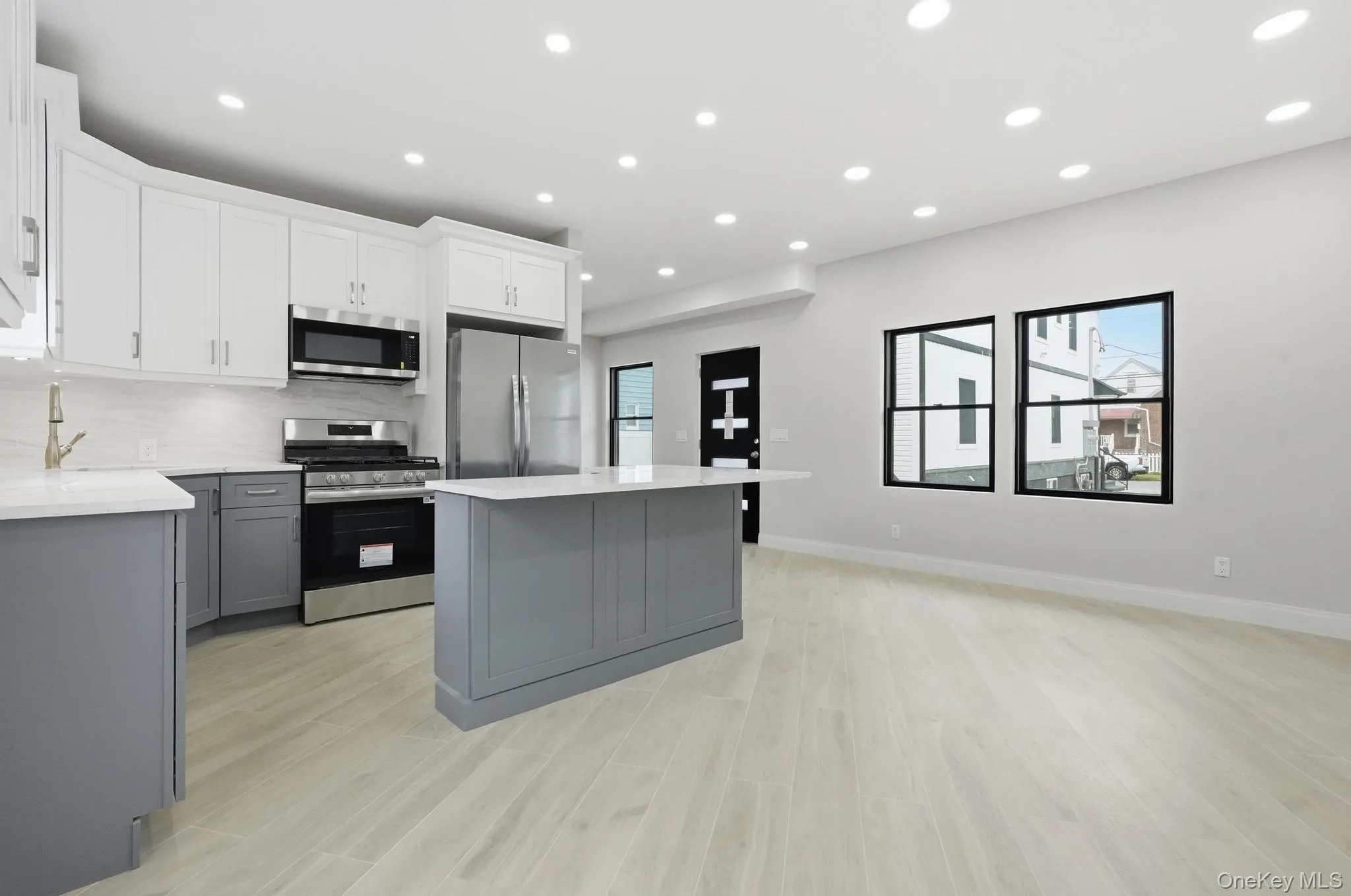 23 Doherty Avenue, Hempstead, NY, 7 Bedrooms Bedrooms, 20 Rooms Rooms,5 BathroomsBathrooms,Residential,For Rent,Doherty,0,KEY1019267 23 Doherty Avenue, Hempstead, NY, 7 Bedrooms Bedrooms, 20 Rooms Rooms,5 BathroomsBathrooms,Residential,For Rent,Doherty,0,KEY1019267