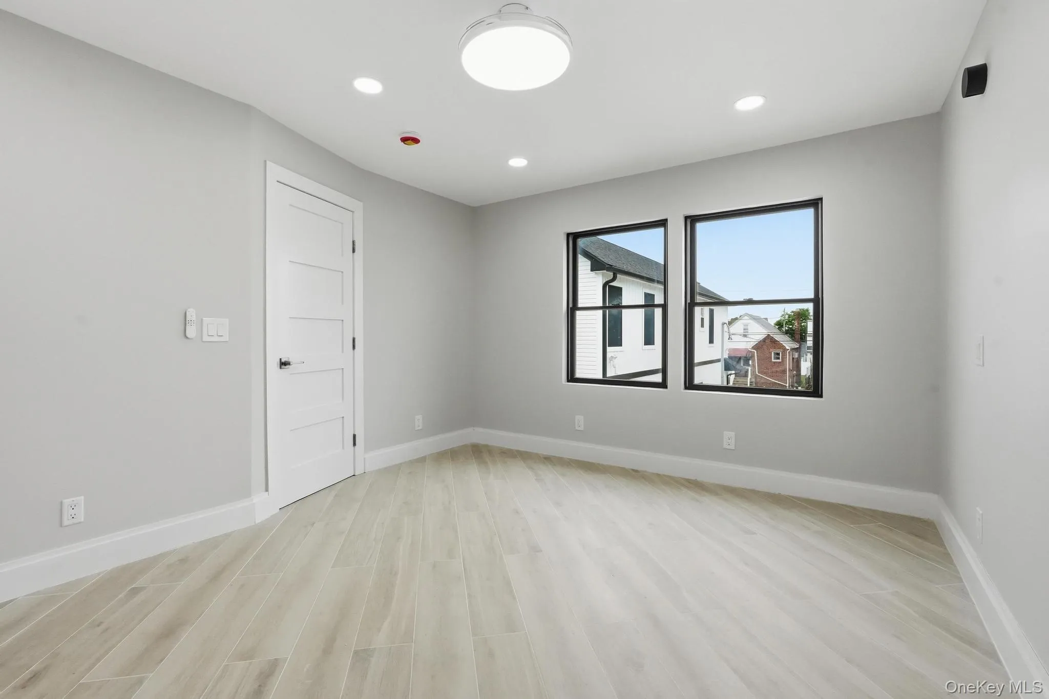 23 Doherty Avenue, Hempstead, NY, 7 Bedrooms Bedrooms, 20 Rooms Rooms,5 BathroomsBathrooms,Residential,For Rent,Doherty,0,KEY1019267 23 Doherty Avenue, Hempstead, NY, 7 Bedrooms Bedrooms, 20 Rooms Rooms,5 BathroomsBathrooms,Residential,For Rent,Doherty,0,KEY1019267