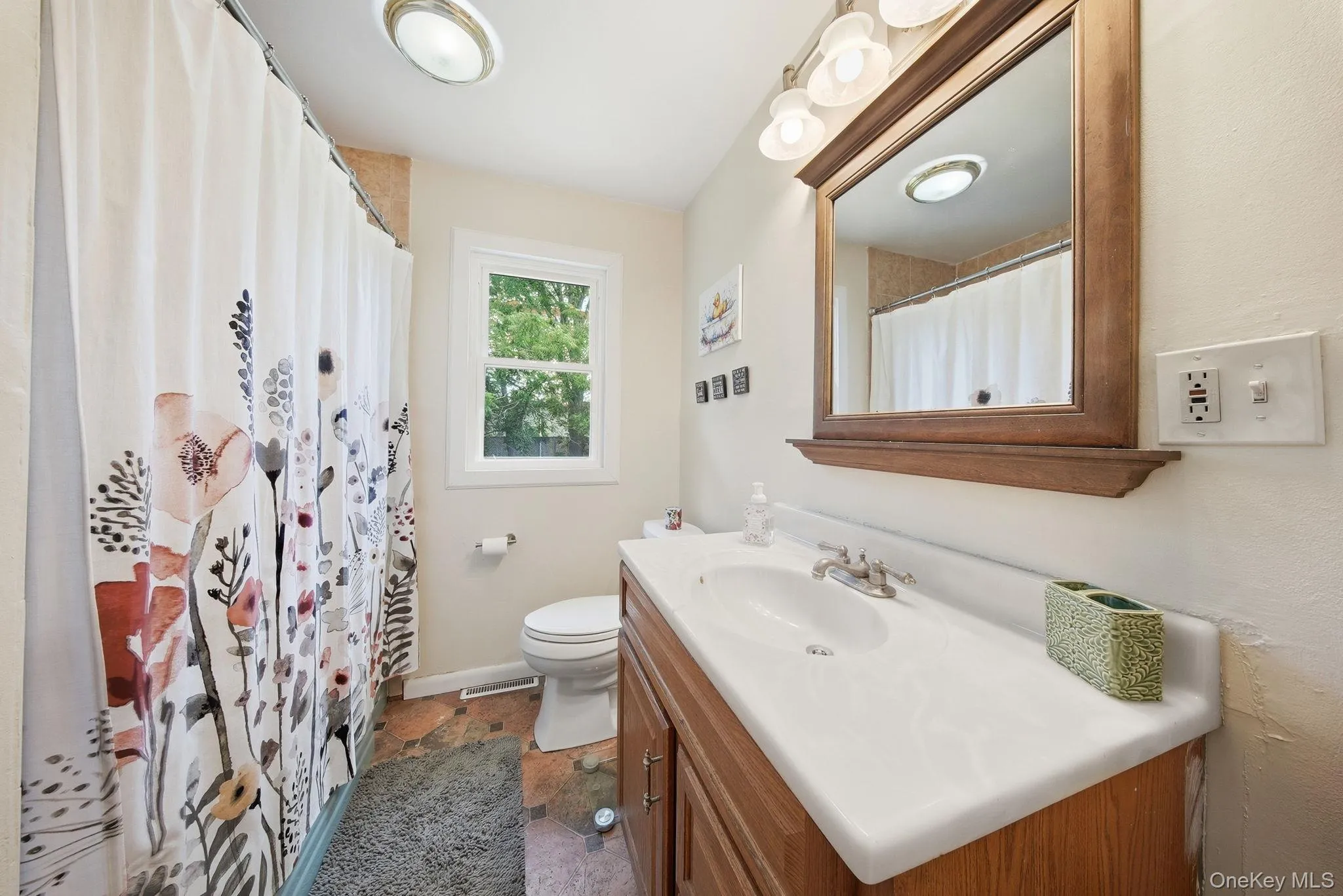 13 Brewster Drive, Middletown, NY, 3 Bedrooms Bedrooms, 8 Rooms Rooms,1 BathroomBathrooms,Residential,For Rent,Brewster,0,1019269 13 Brewster Drive, Middletown, NY, 3 Bedrooms Bedrooms, 8 Rooms Rooms,1 BathroomBathrooms,Residential,For Rent,Brewster,0,1019269