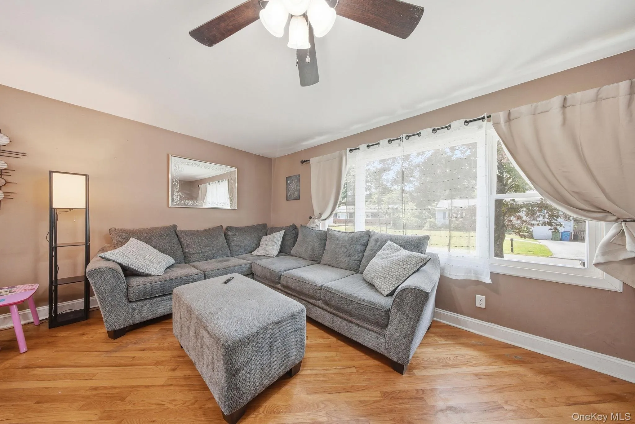 13 Brewster Drive, Middletown, NY, 3 Bedrooms Bedrooms, 8 Rooms Rooms,1 BathroomBathrooms,Residential,For Rent,Brewster,0,1019269 13 Brewster Drive, Middletown, NY, 3 Bedrooms Bedrooms, 8 Rooms Rooms,1 BathroomBathrooms,Residential,For Rent,Brewster,0,1019269