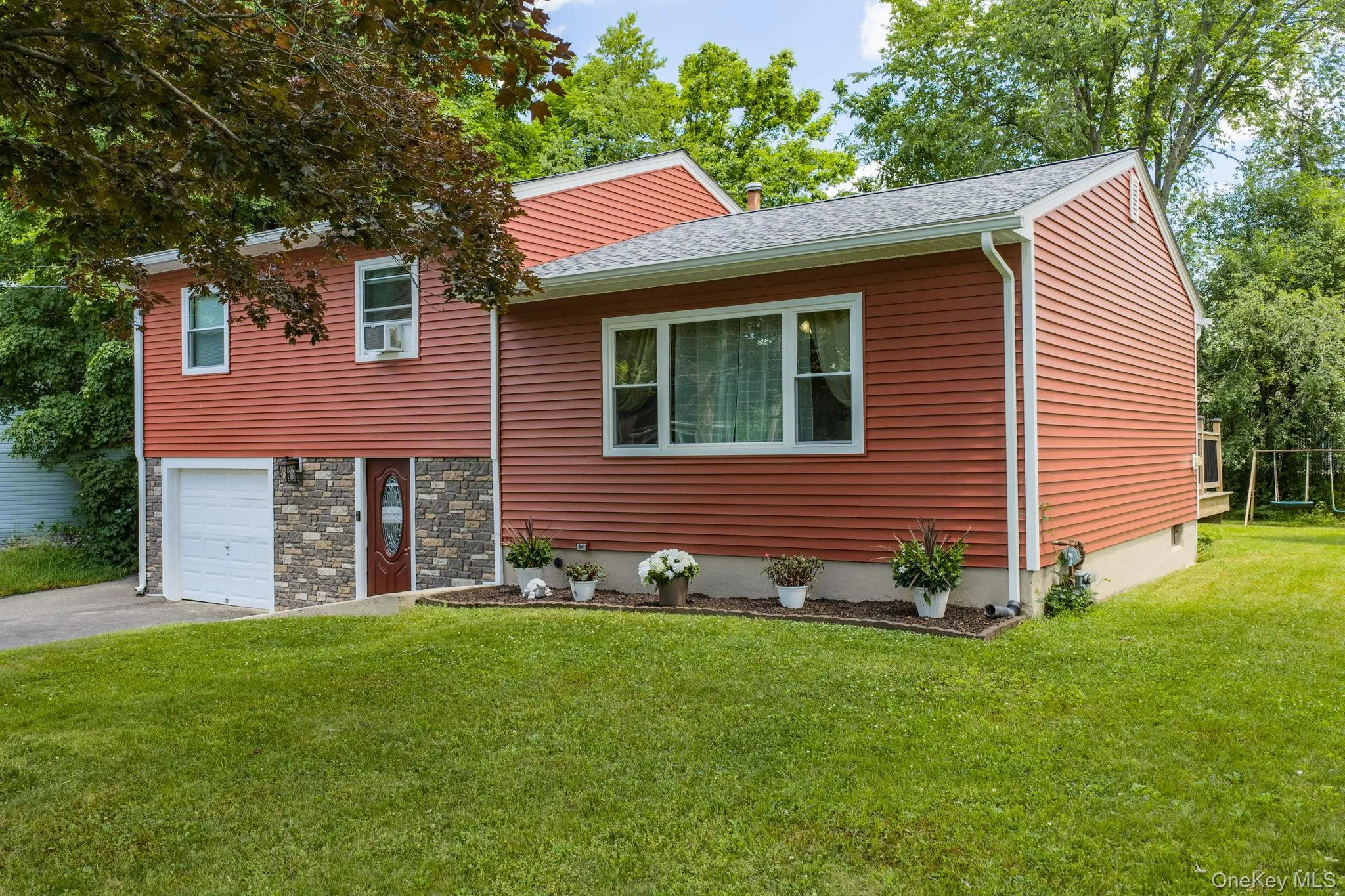 13 Brewster Drive, Middletown, NY, 3 Bedrooms Bedrooms, 8 Rooms Rooms,1 BathroomBathrooms,Residential,For Rent,Brewster,0,1019269 13 Brewster Drive, Middletown, NY, 3 Bedrooms Bedrooms, 8 Rooms Rooms,1 BathroomBathrooms,Residential,For Rent,Brewster,0,1019269