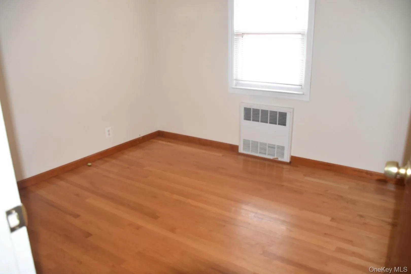 14939 123rd Street, New York, NY, 3 Bedrooms Bedrooms, 7 Rooms Rooms,1 BathroomBathrooms,Residential Lease,For Rent,123rd,0,1019277 14939 123rd Street, New York, NY, 3 Bedrooms Bedrooms, 7 Rooms Rooms,1 BathroomBathrooms,Residential Lease,For Rent,123rd,0,1019277