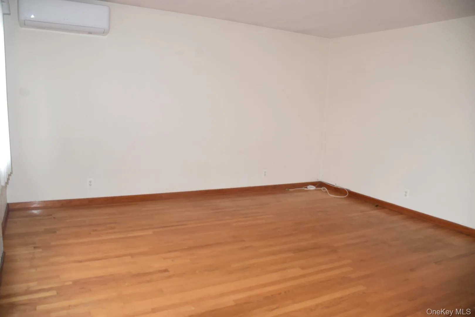 14939 123rd Street, New York, NY, 3 Bedrooms Bedrooms, 7 Rooms Rooms,1 BathroomBathrooms,Residential Lease,For Rent,123rd,0,1019277 14939 123rd Street, New York, NY, 3 Bedrooms Bedrooms, 7 Rooms Rooms,1 BathroomBathrooms,Residential Lease,For Rent,123rd,0,1019277