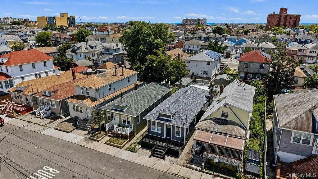 69-39 Elizabeth Avenue, New York, NY, 3 Bedrooms Bedrooms, 7 Rooms Rooms,2 BathroomsBathrooms,Residential,For Rent,Elizabeth,0,1019279 69-39 Elizabeth Avenue, New York, NY, 3 Bedrooms Bedrooms, 7 Rooms Rooms,2 BathroomsBathrooms,Residential,For Rent,Elizabeth,0,1019279