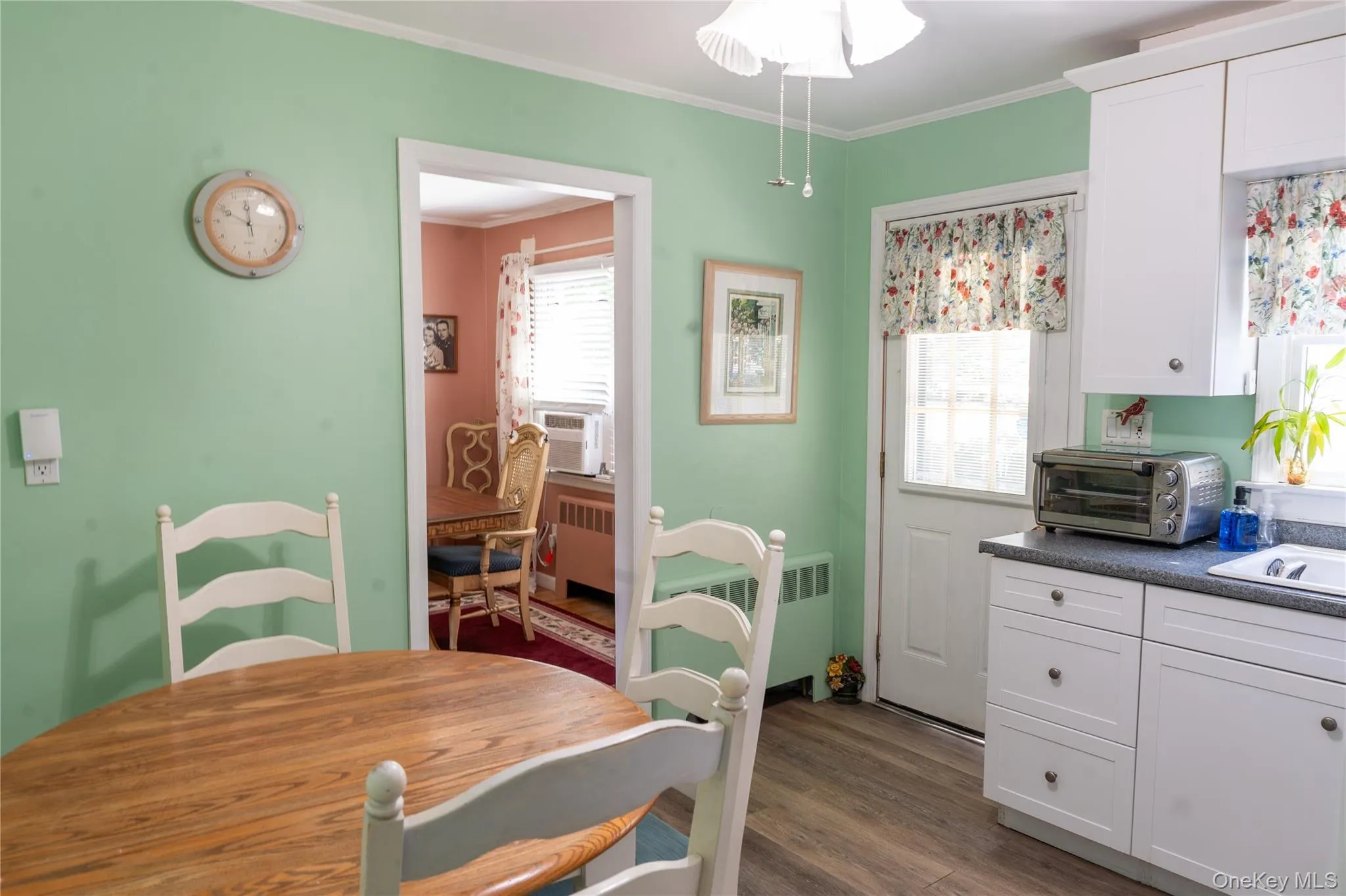 127 Suffolk Avenue, West Babylon, NY, 4 Bedrooms Bedrooms, 8 Rooms Rooms,2 BathroomsBathrooms,Residential,For Rent,Suffolk,0,1019280 127 Suffolk Avenue, West Babylon, NY, 4 Bedrooms Bedrooms, 8 Rooms Rooms,2 BathroomsBathrooms,Residential,For Rent,Suffolk,0,1019280