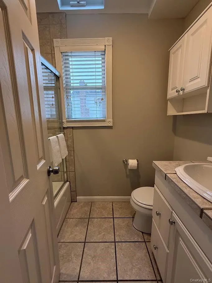 1st floor bathroom 1st floor bathroom